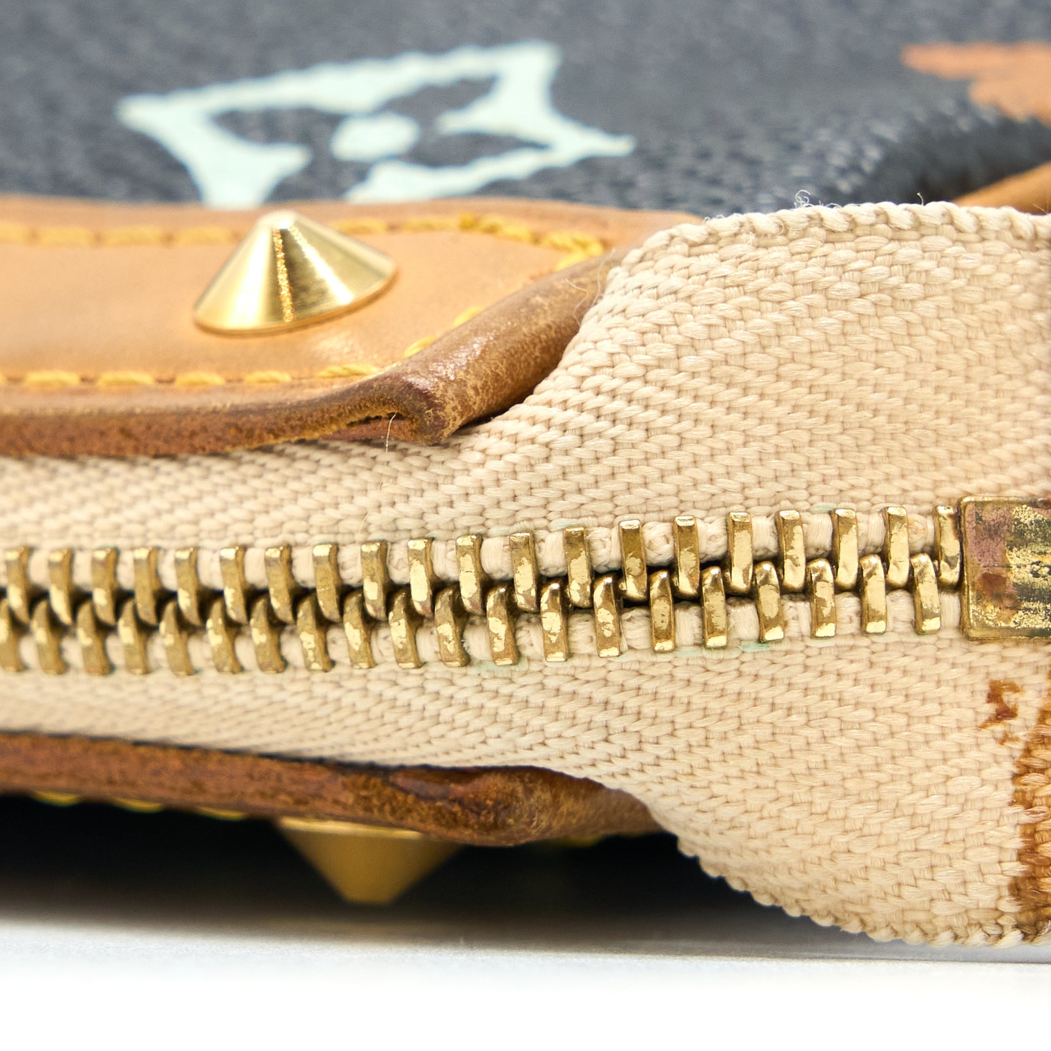 louis-vuitton-vintage-pochette-accessories-black-multicolour-ghw