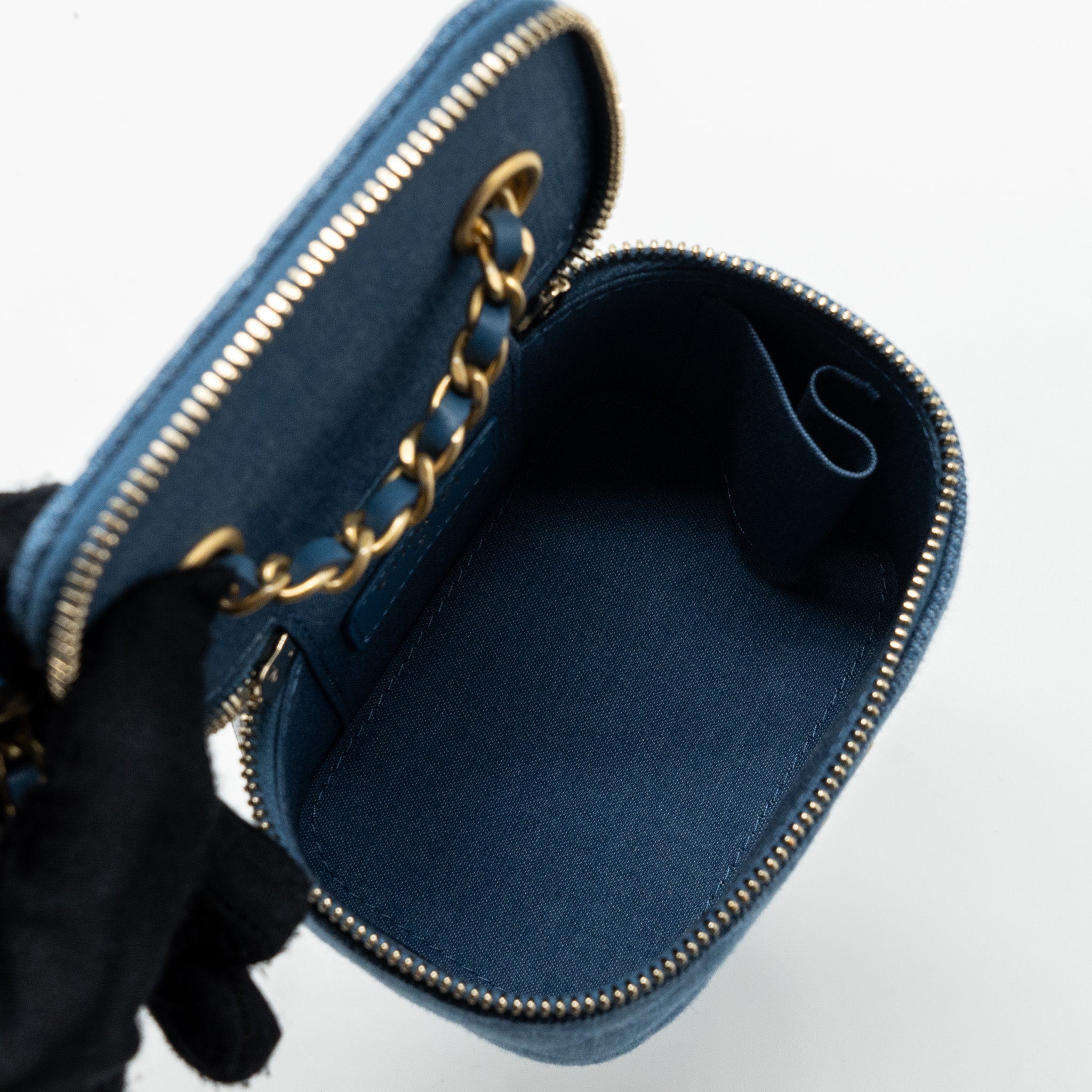 chanel-pearl-crush-mini-vanity-case-denim-blue-brushed-ghw