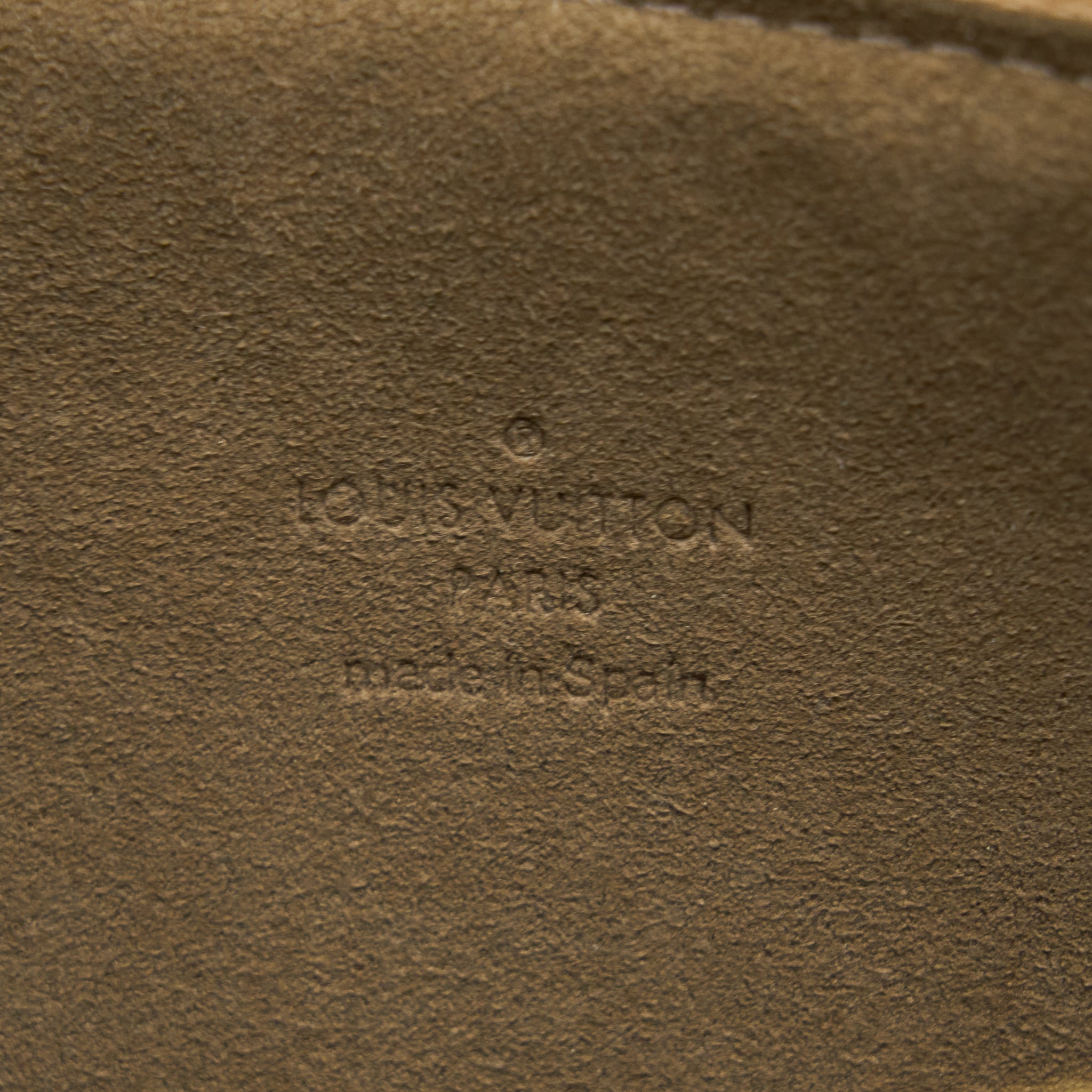 louis-vuitton-vintage-pochette-accessories-black-multicolour-ghw