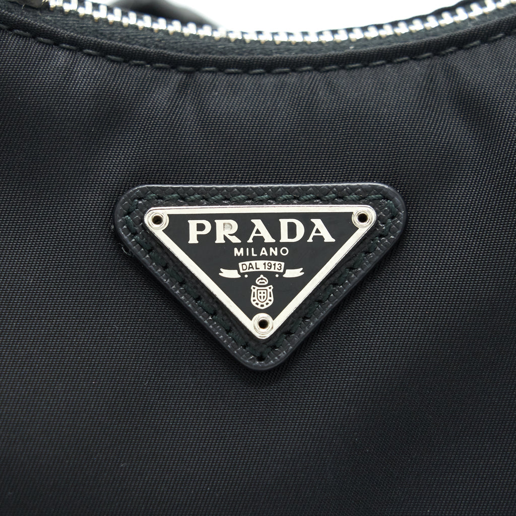 prada-reedition-2005-shoulder-bag-black