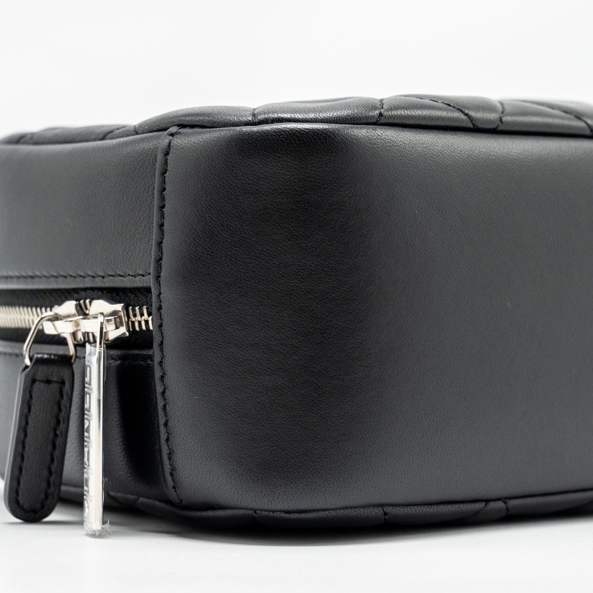 chanel-quilted-cosmetic-pouch-lambskin-black-shw