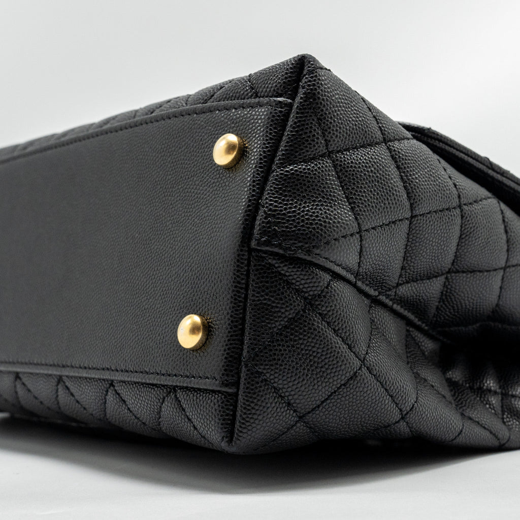 chanel-medium-coco-handle-limited-edition-caviar-black-ghw-microchip
