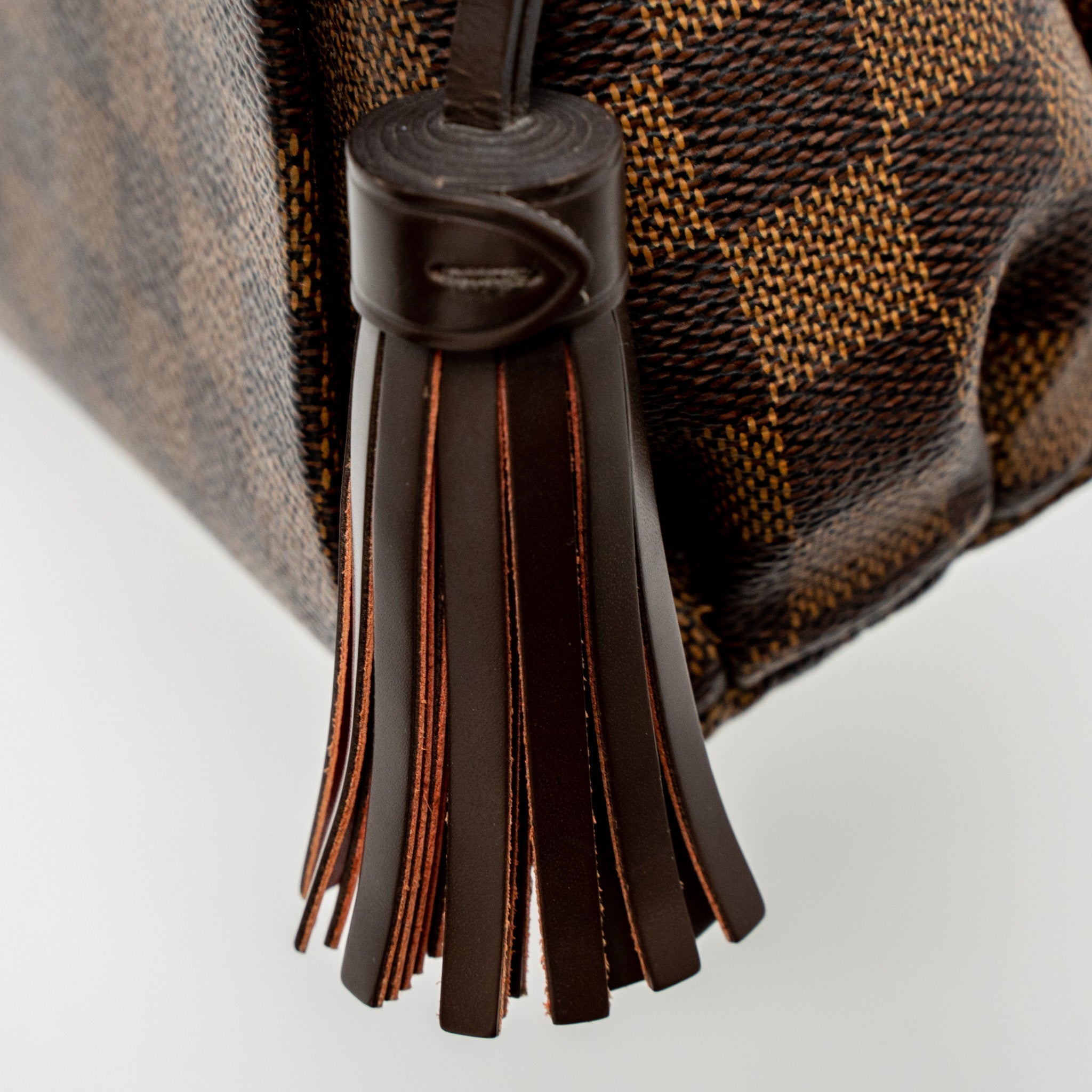 louis-vuitton-croisette-damier-ebene-canvas-ghw-1