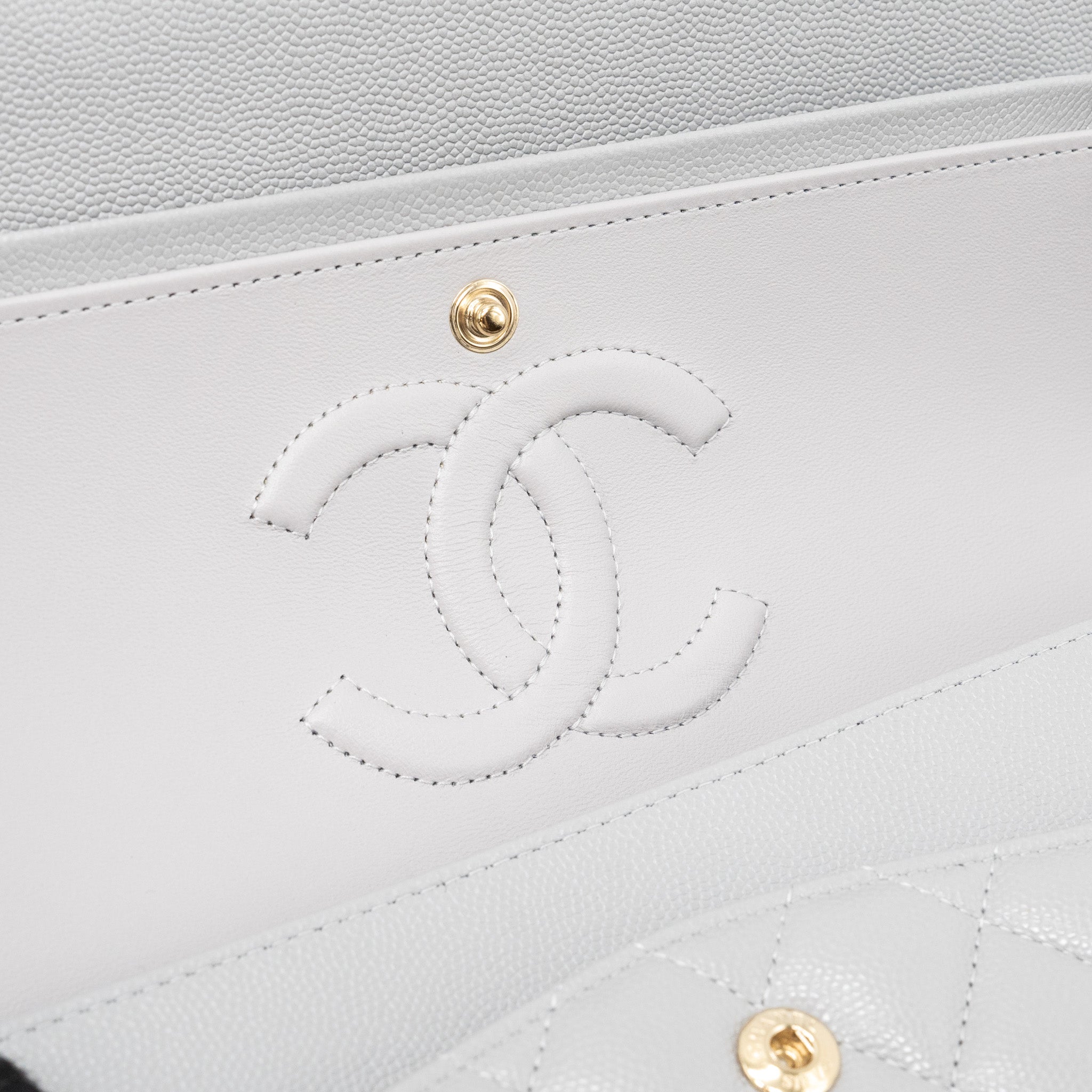 chanel-classic-medium-double-flap-bag-caviar-light-grey-lghw-microchip