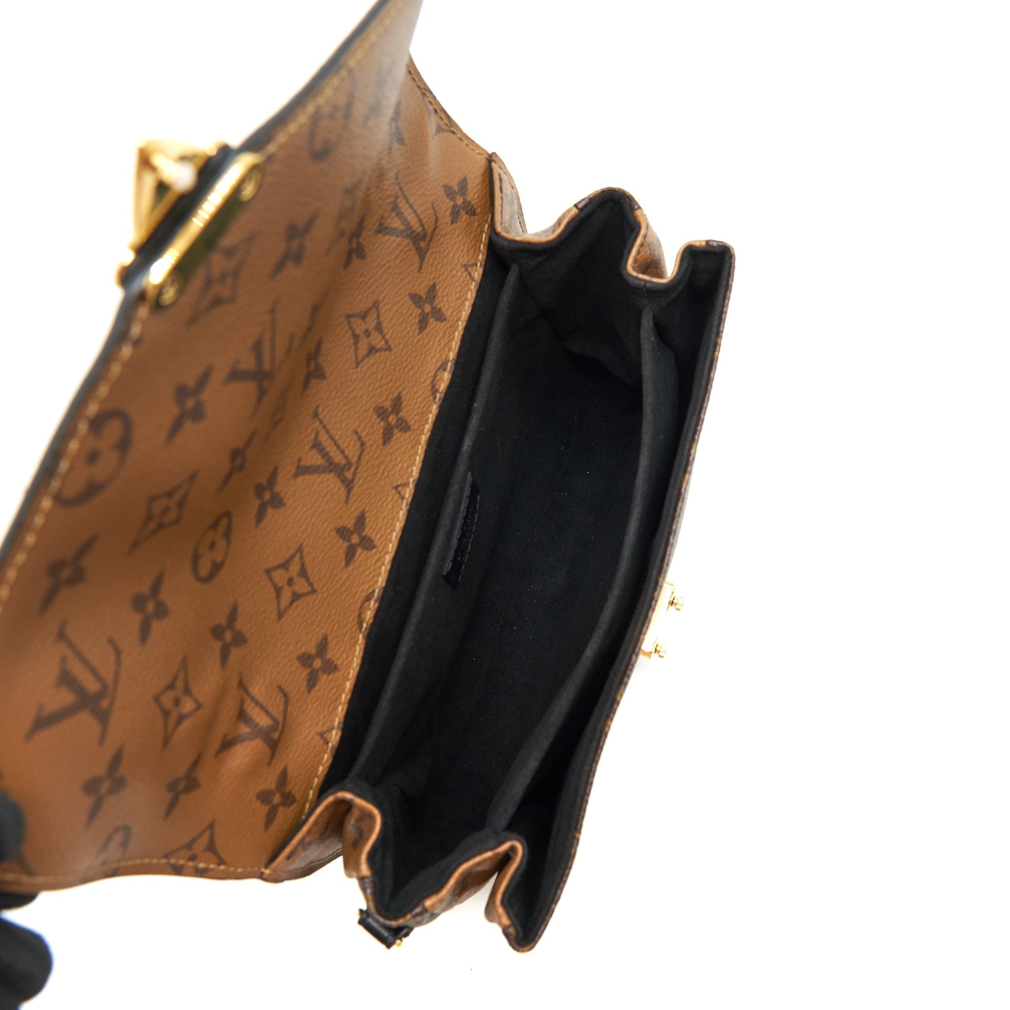 louis-vuitton-pochette-metis-monogram-canvas-2