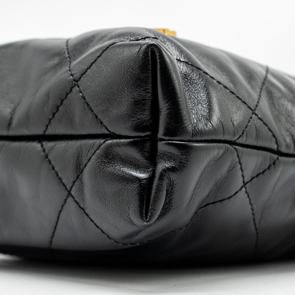 chanel-mini-22-bag-shiny-calfskin-black-ghwmicrochip-3