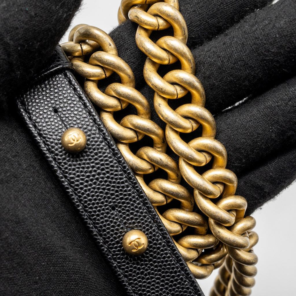 chanel-small-boy-bag-caviar-black-ghwmicrochip