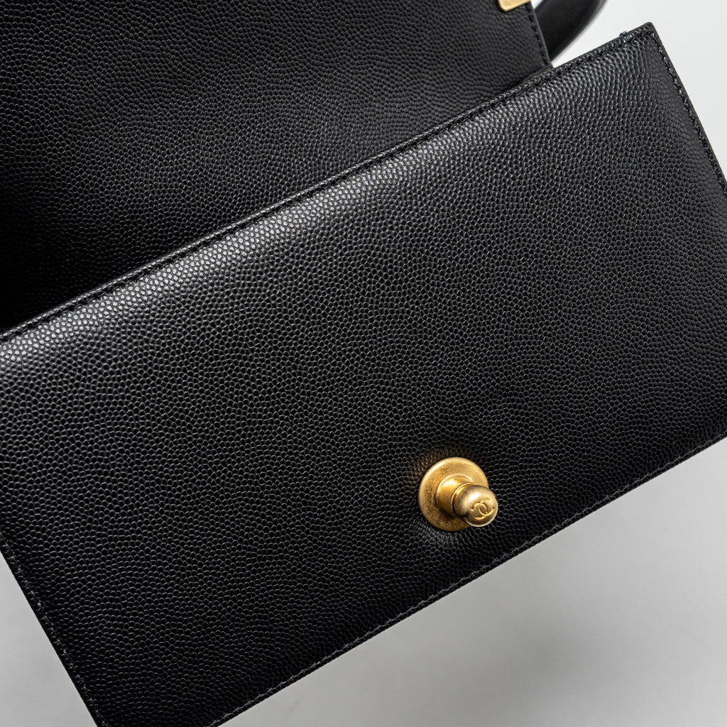chanel-small-boy-bag-caviar-black-ghwmicrochip