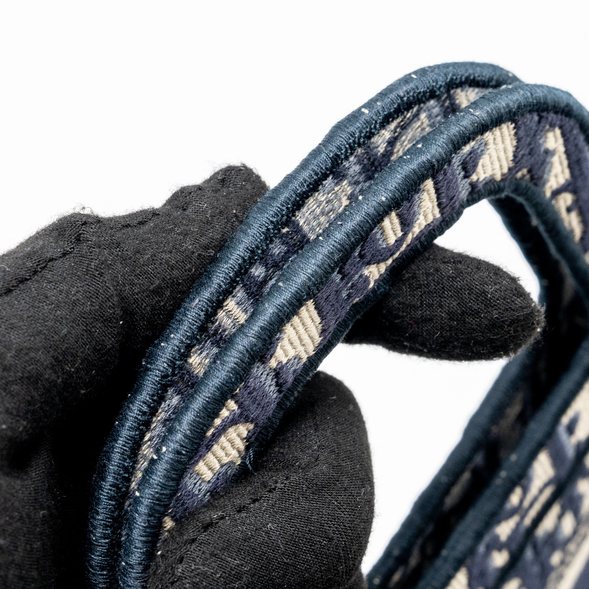 dior-mini-book-tote-blue-oblique-embroidery-3
