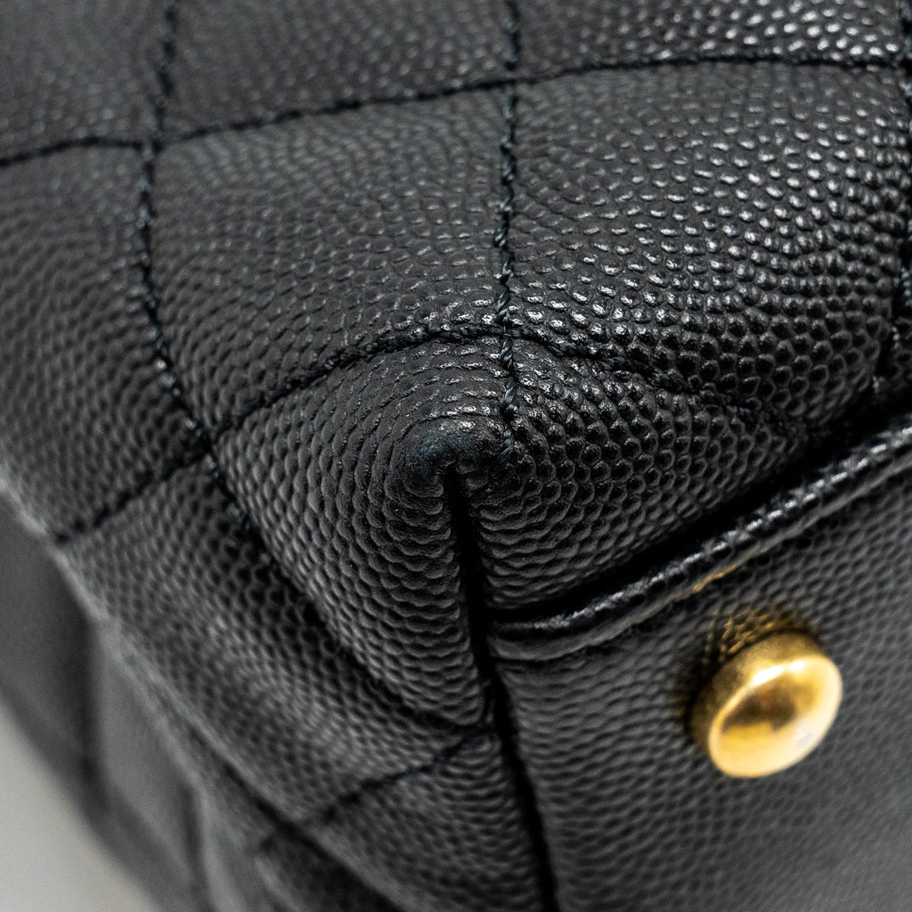 chanel-medium-coco-handle-limited-edition-caviar-black-ghw-microchip