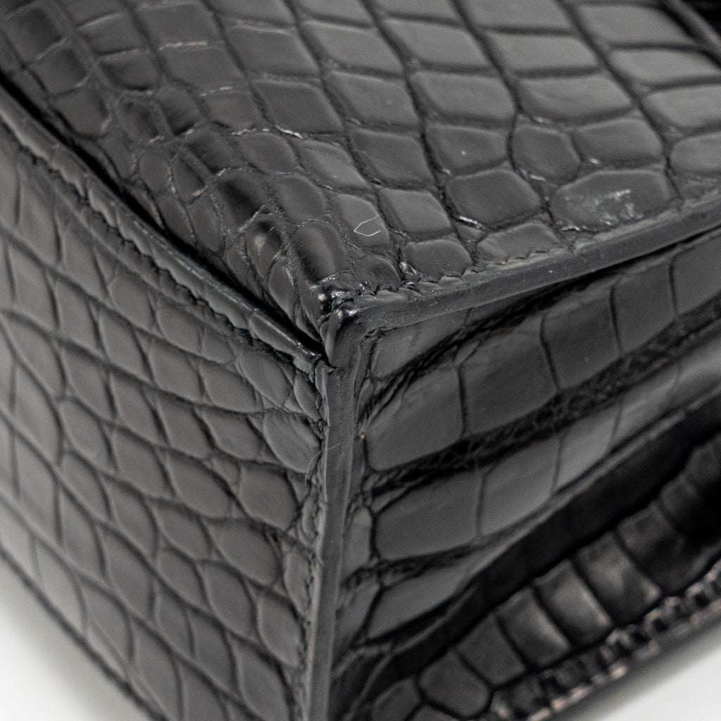 hermes-kelly-pochette-crocodile-niloticus-matt-black-shw-stamp-square-l