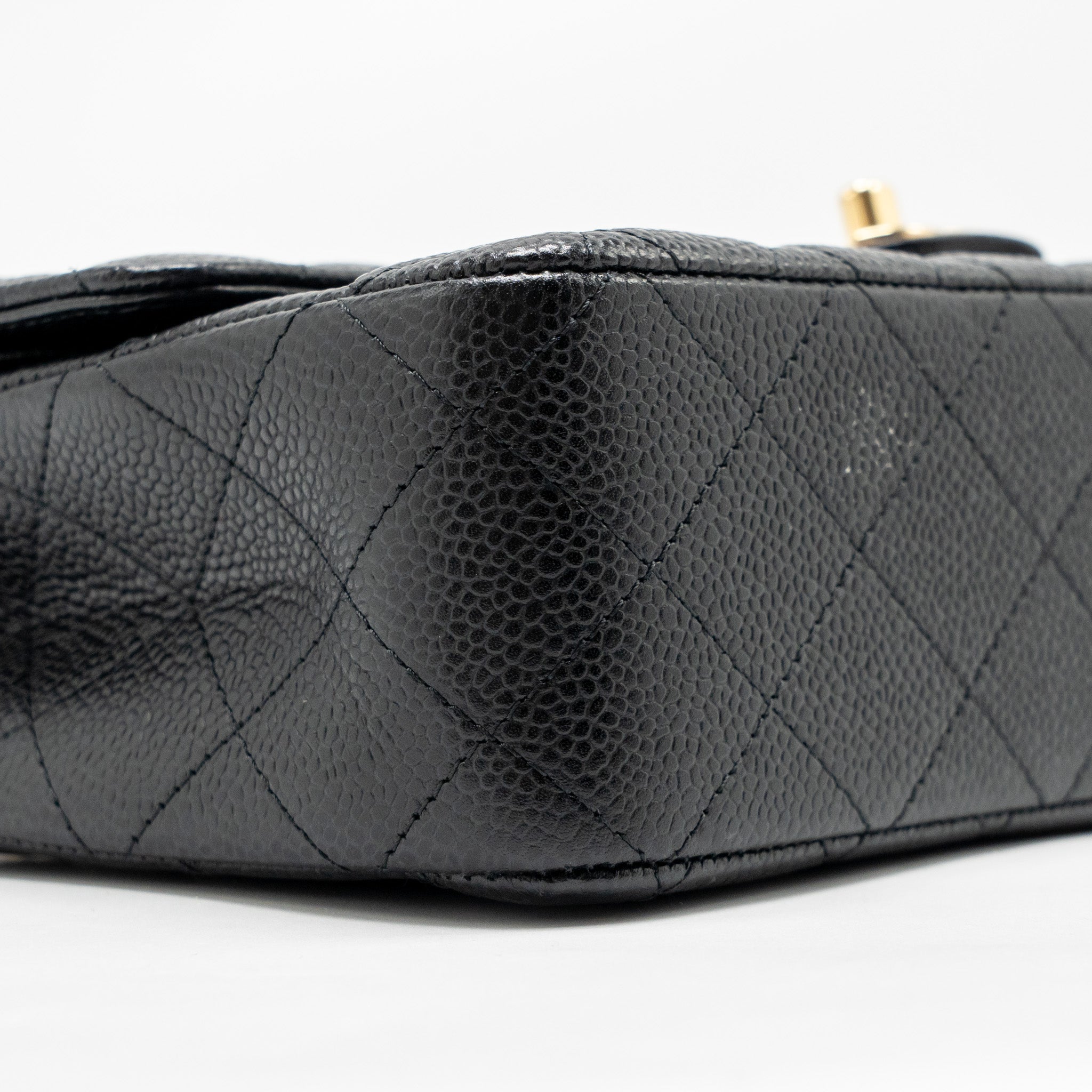 chanel-medium-classic-double-flap-bag-caviar-black-ghw-30