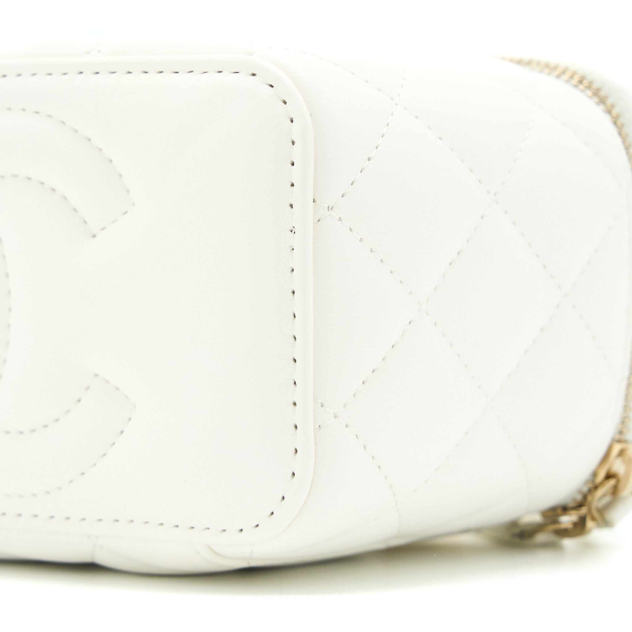chanel-pearl-crush-long-vanity-lambskin-white-brushed-ghw-microchip