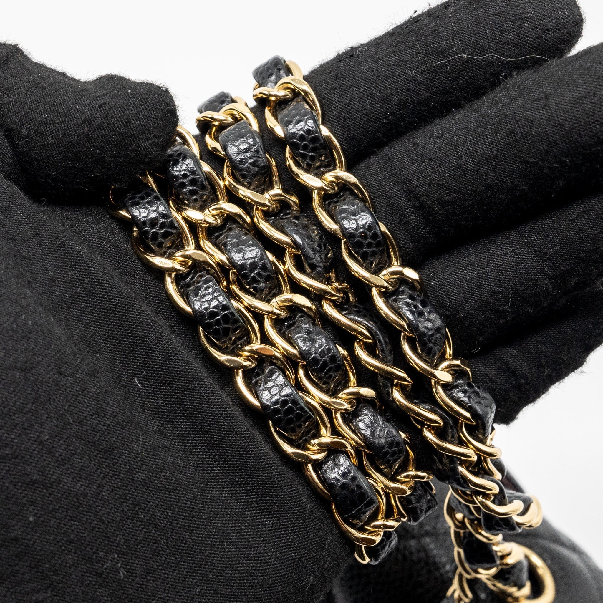 chanel-medium-classic-double-flap-bag-caviar-black-ghw-17
