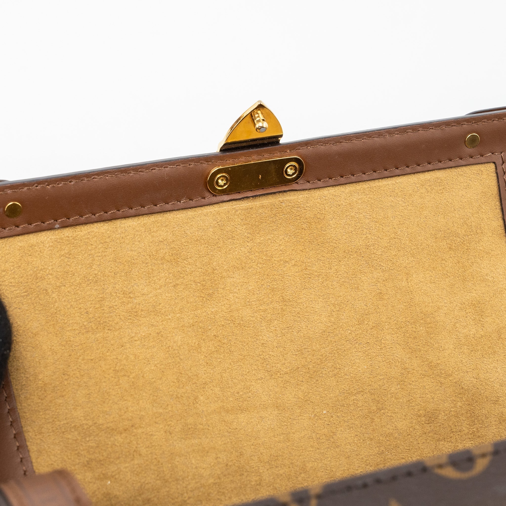 louis-vuitton-papillon-trunk-monogram-canvas-ghw-3