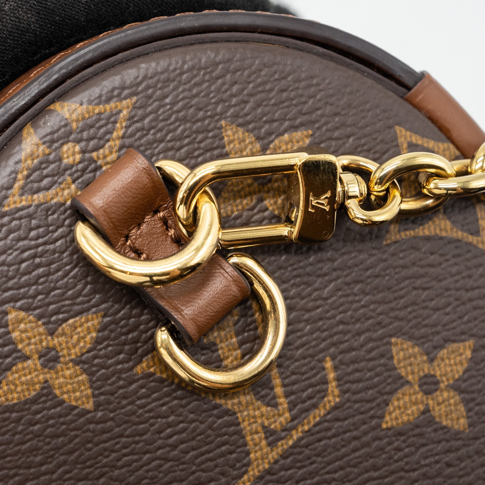 louis-vuitton-papillon-trunk-monogram-canvas-ghw-3