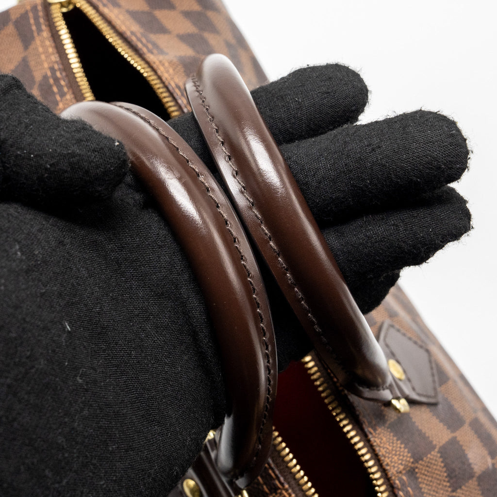 louis-vuitton-speedy-bandouliere-30-damier-ebene-ghw-3