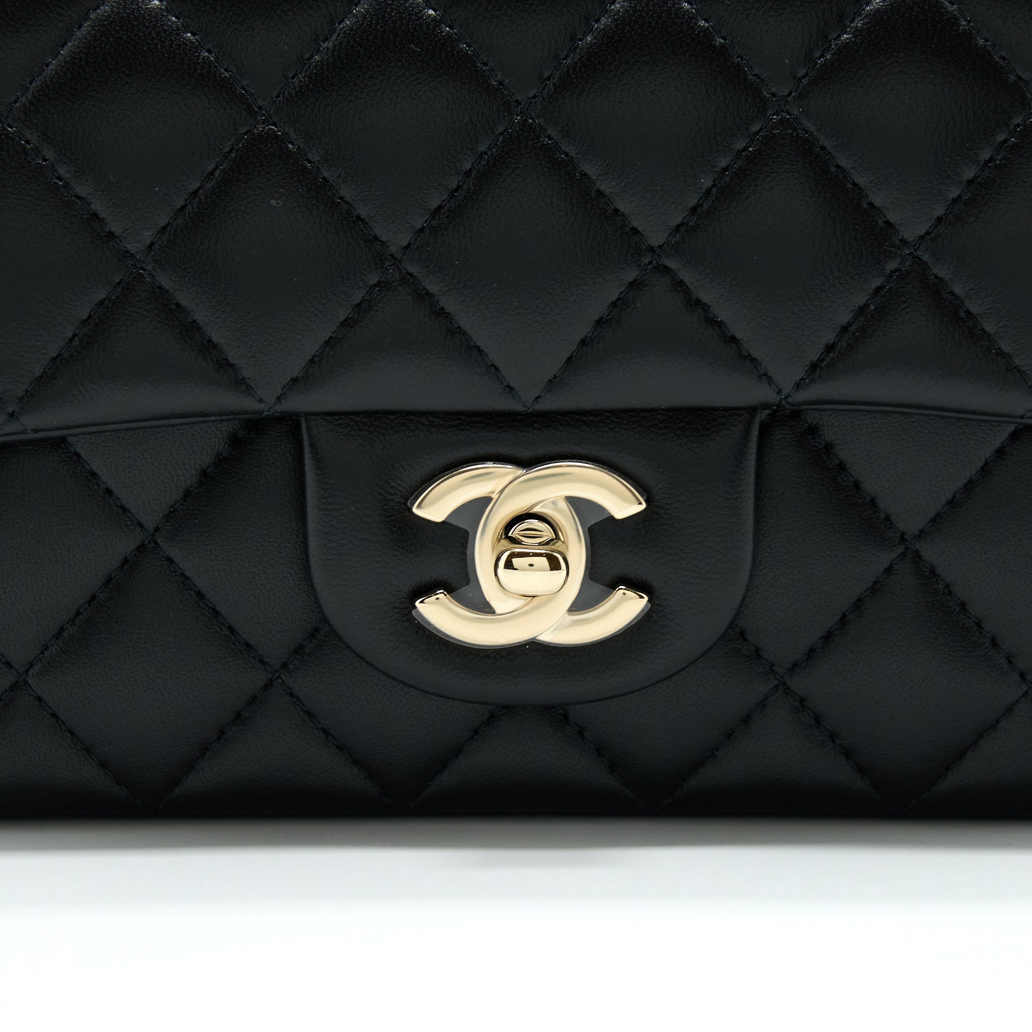 chanel-22a-top-handle-mini-rectangular-flap-bag-lambskin-black-ghw-microchip