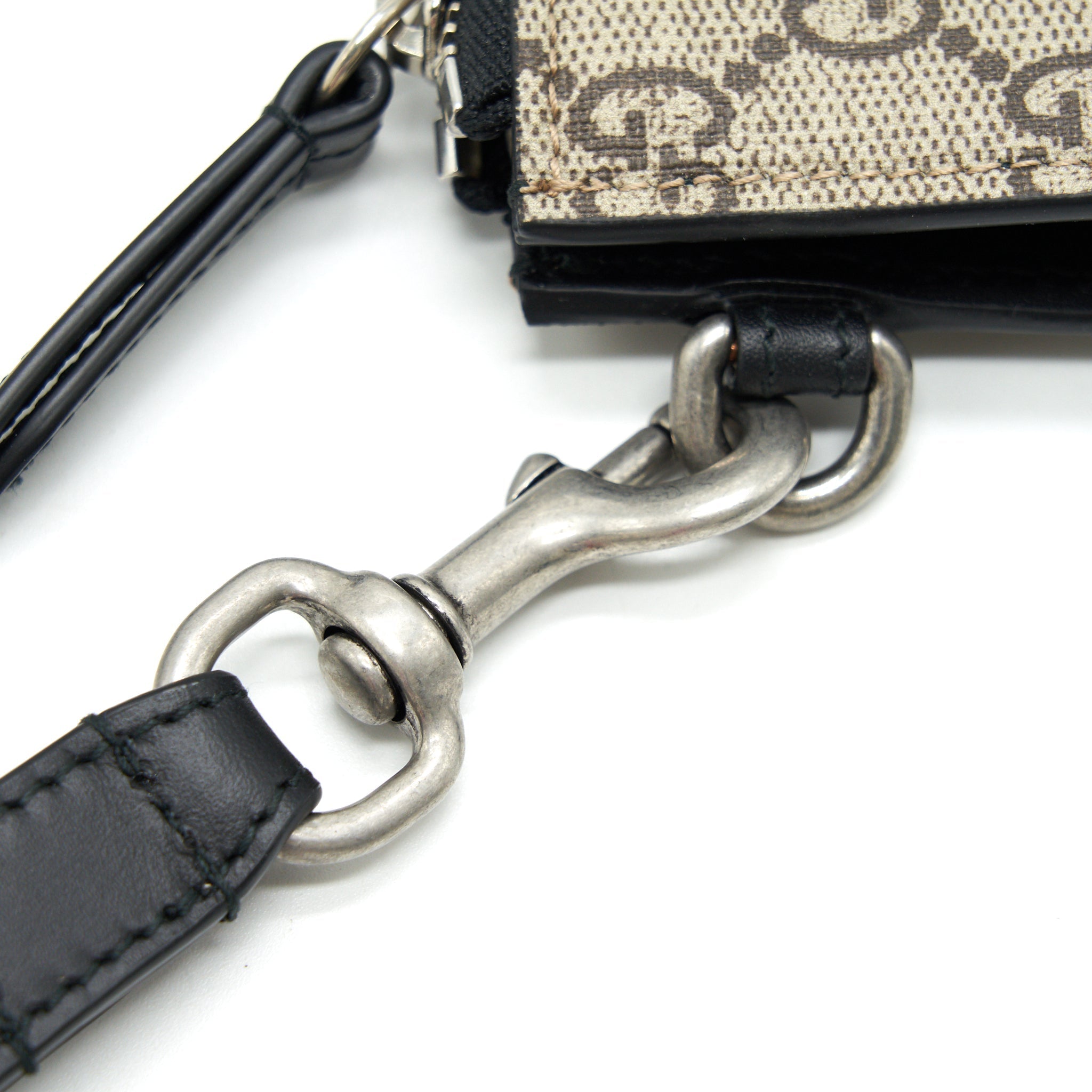 gucci-mens-snake-motif-clutch-1