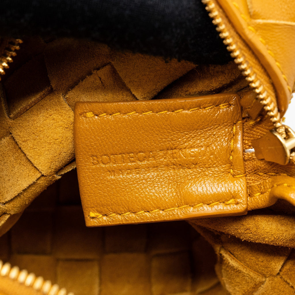bottega-veneta-mini-loop-camera-bag-lambskin-caramel-ghw