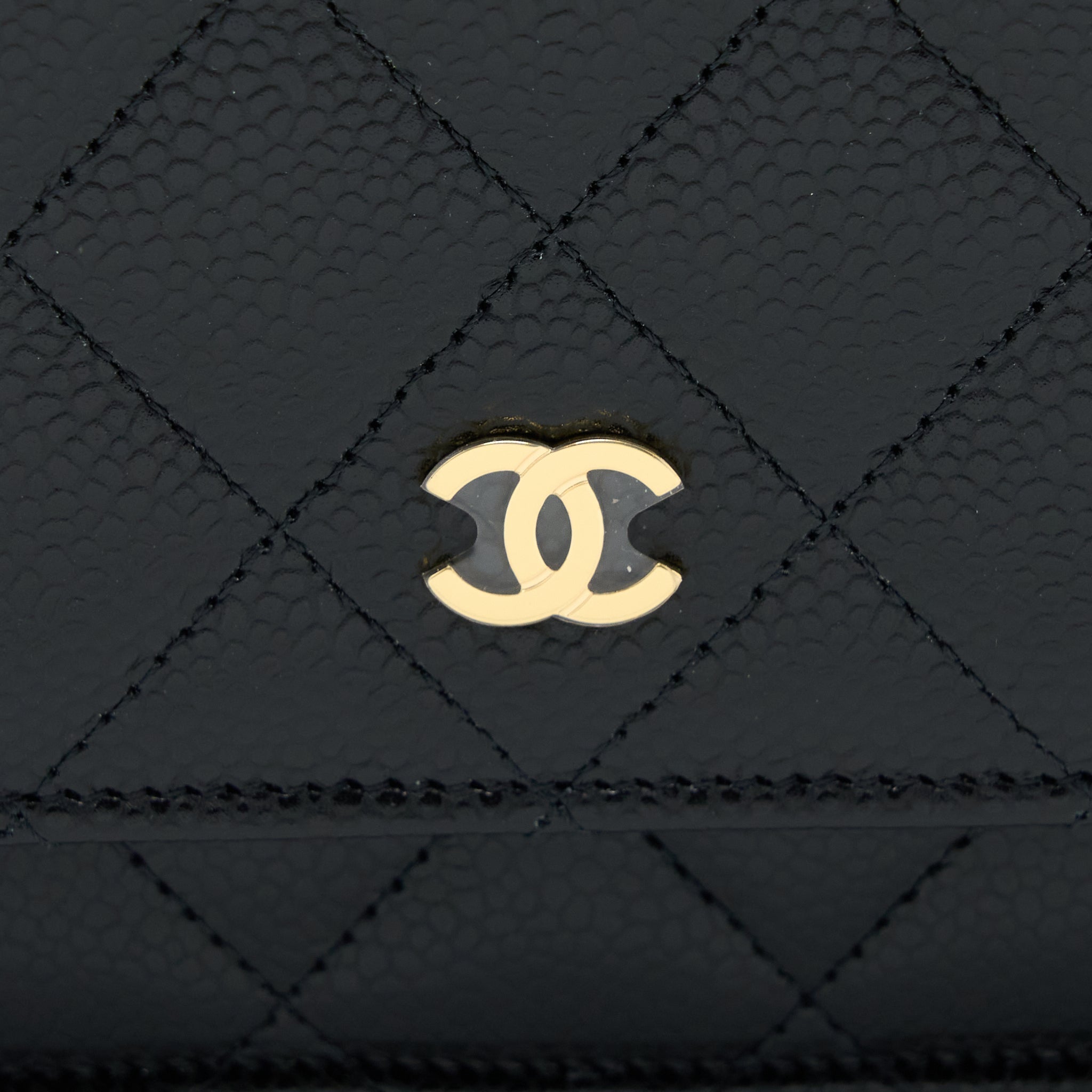 chanel-classic-wallet-on-chain-caviar-black-ghw-microchip-11