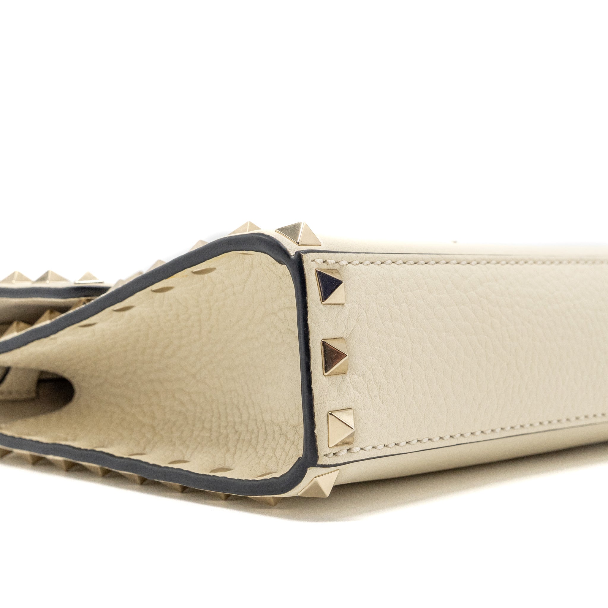 valentino-small-rockstud-crossbody-bag-grained-calfskin-light-ivory-lghw-1