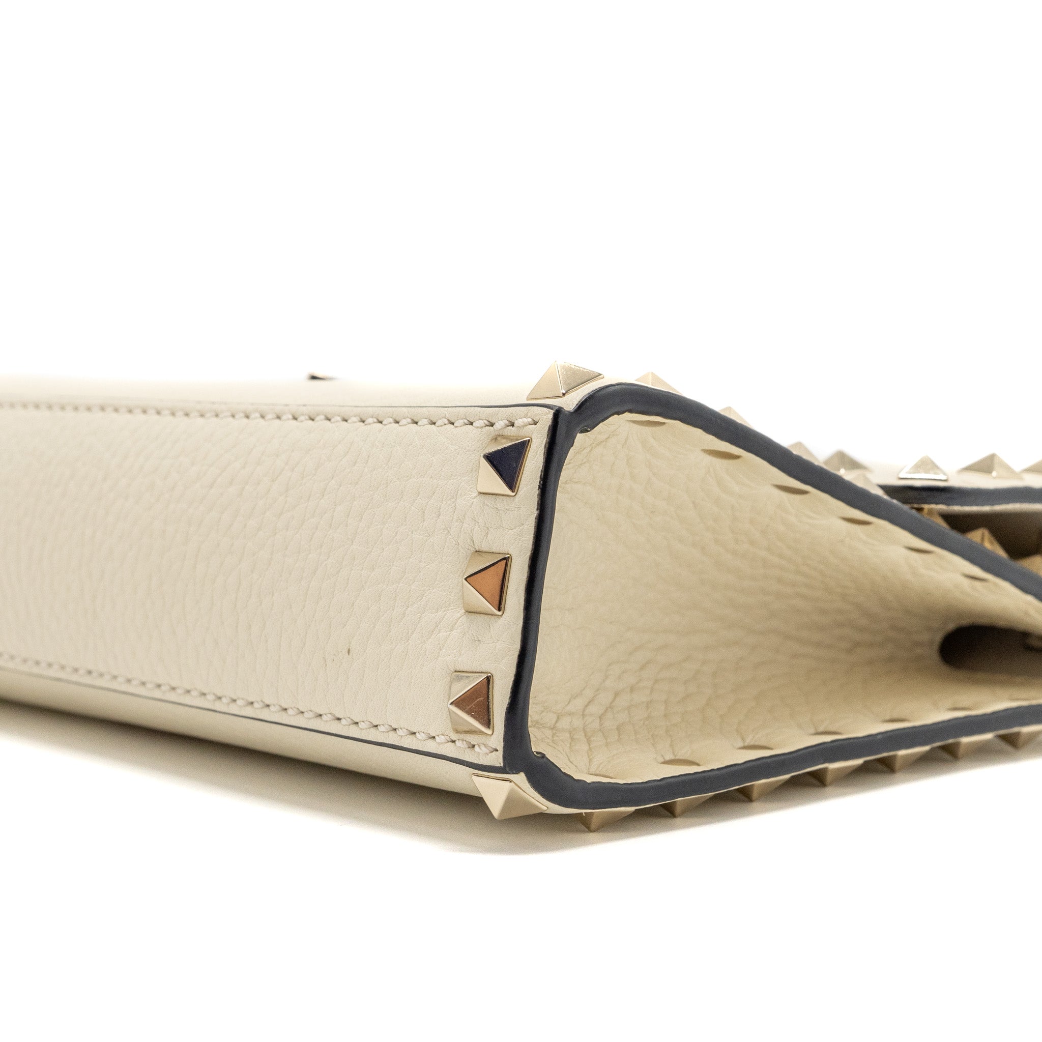 valentino-small-rockstud-crossbody-bag-grained-calfskin-light-ivory-lghw-1