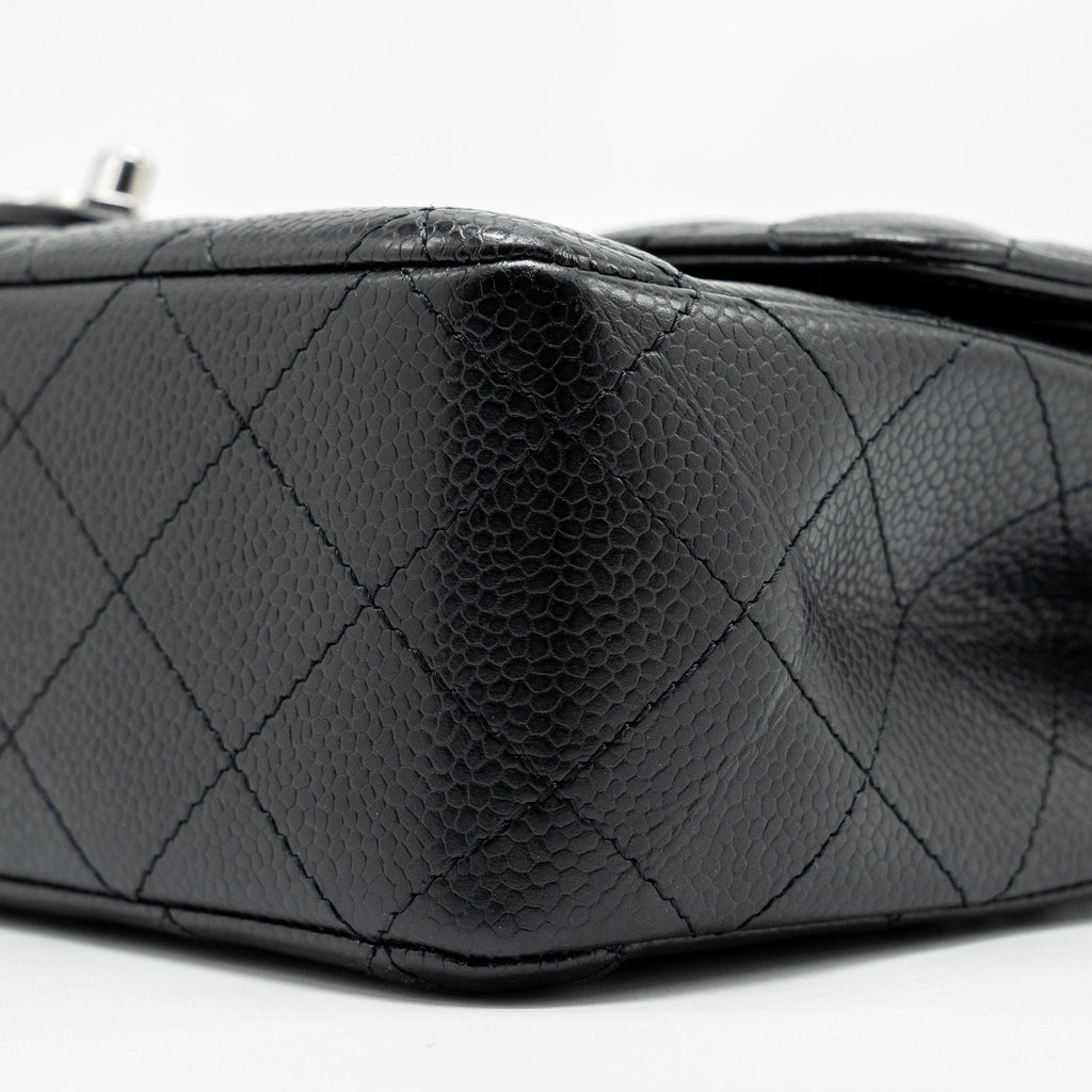 chanel-medium-classic-double-flap-bag-caviar-black-shw-microchip-2