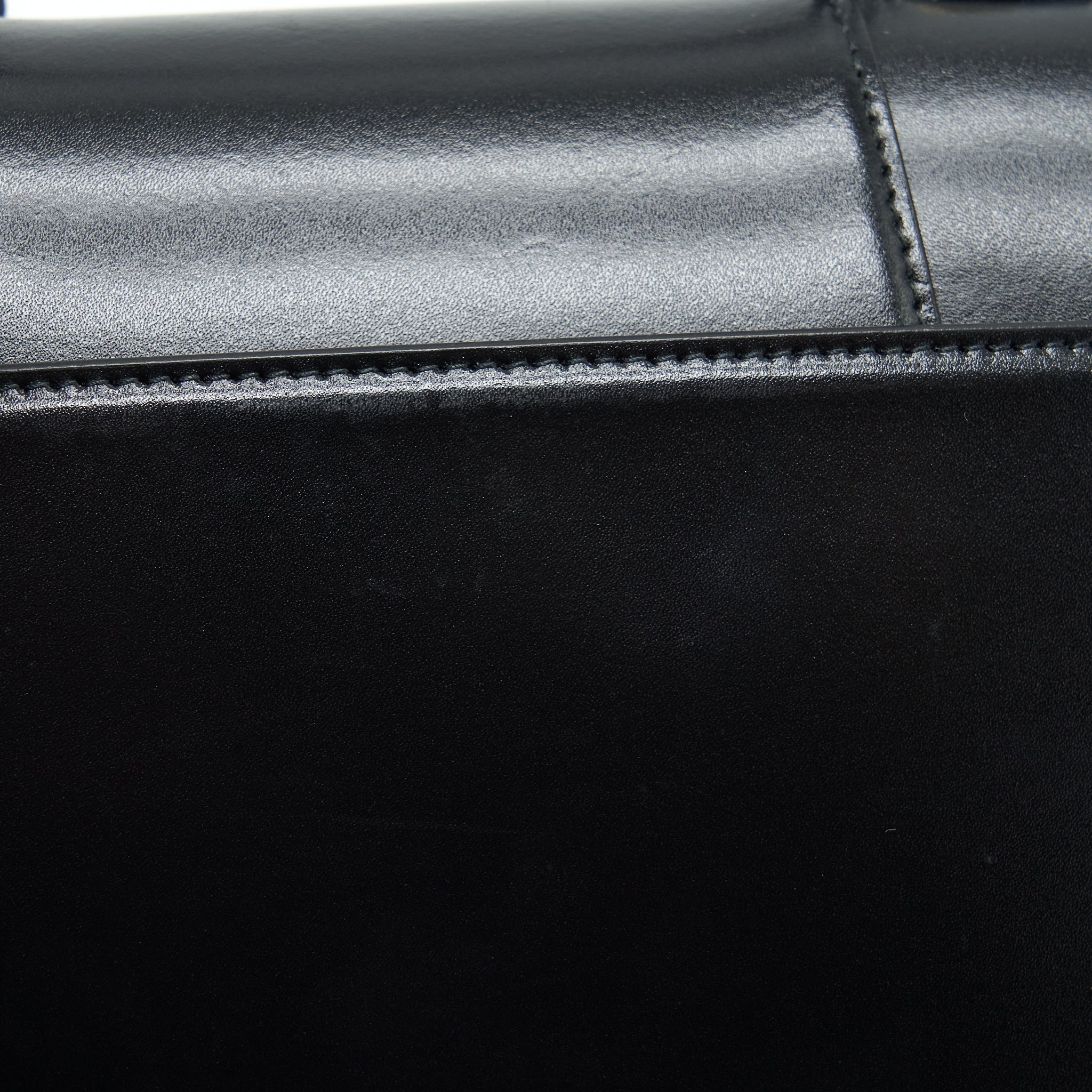 balenciaga-hourglass-s-calfskin-black-ghw