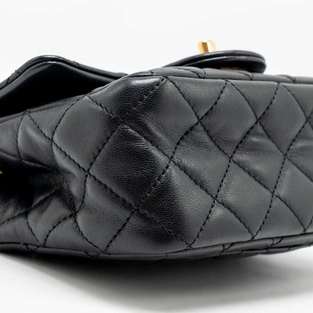 chanel-pearl-crush-mini-square-flap-bag-lambskin-black-ghwmicrochip-2