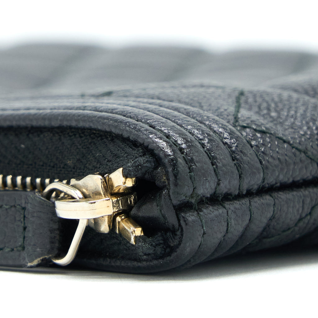 chanel-boy-clutch-caviar-black-ghw