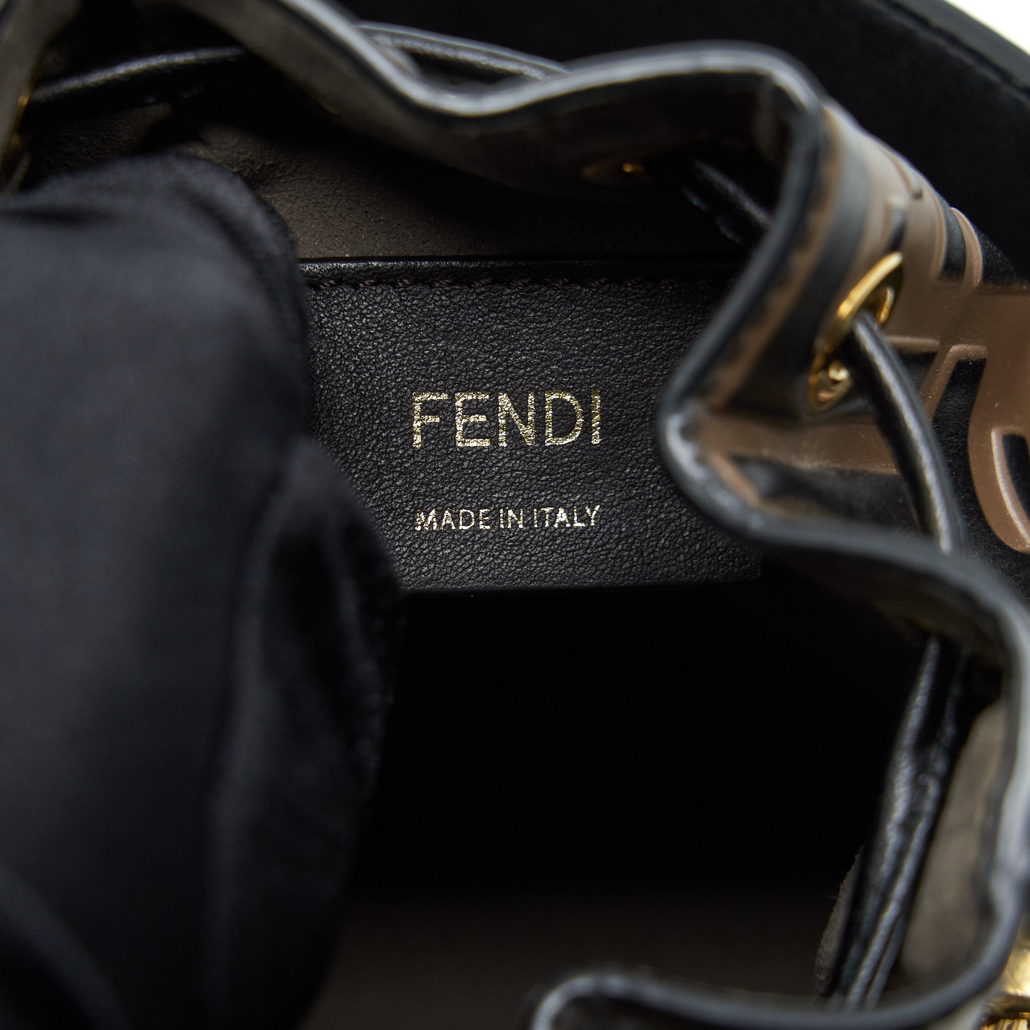 fendi-mon-tresor-mini-bucket-brown-ghw