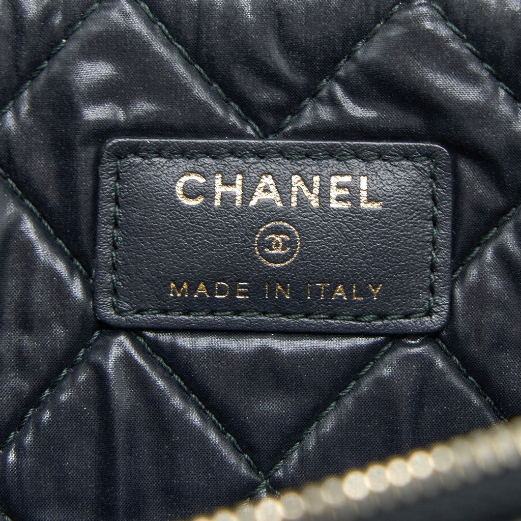 chanel-boy-clutch-caviar-black-ghw