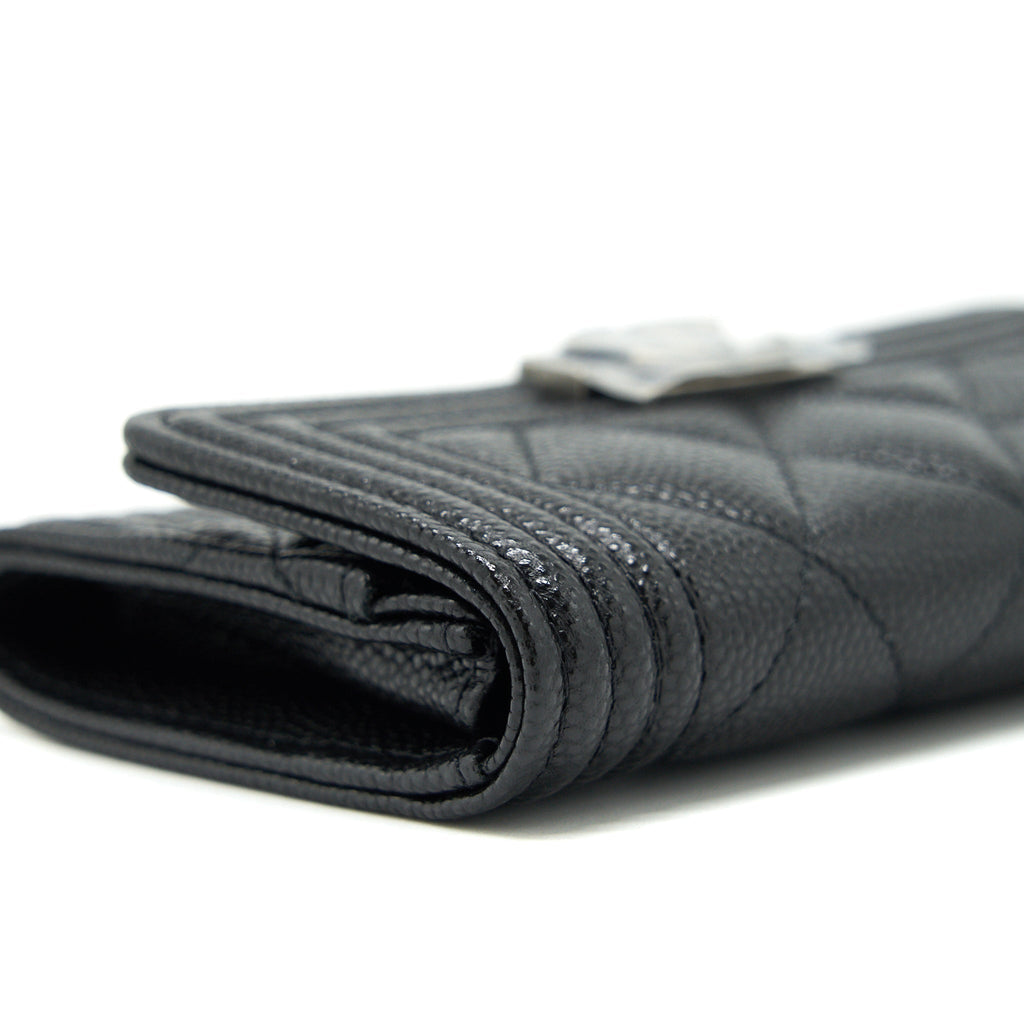 chanel-boy-cardholder-caviar-black-ruthenium-hardware