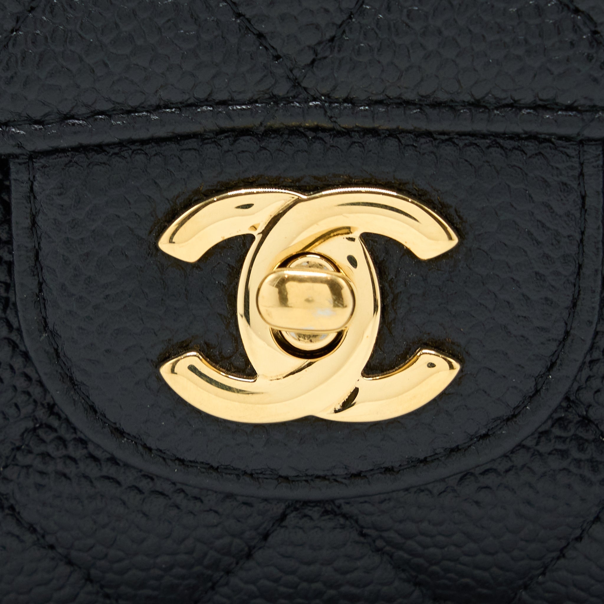 chanel-medium-classic-double-flap-bag-caviar-black-ghw-4