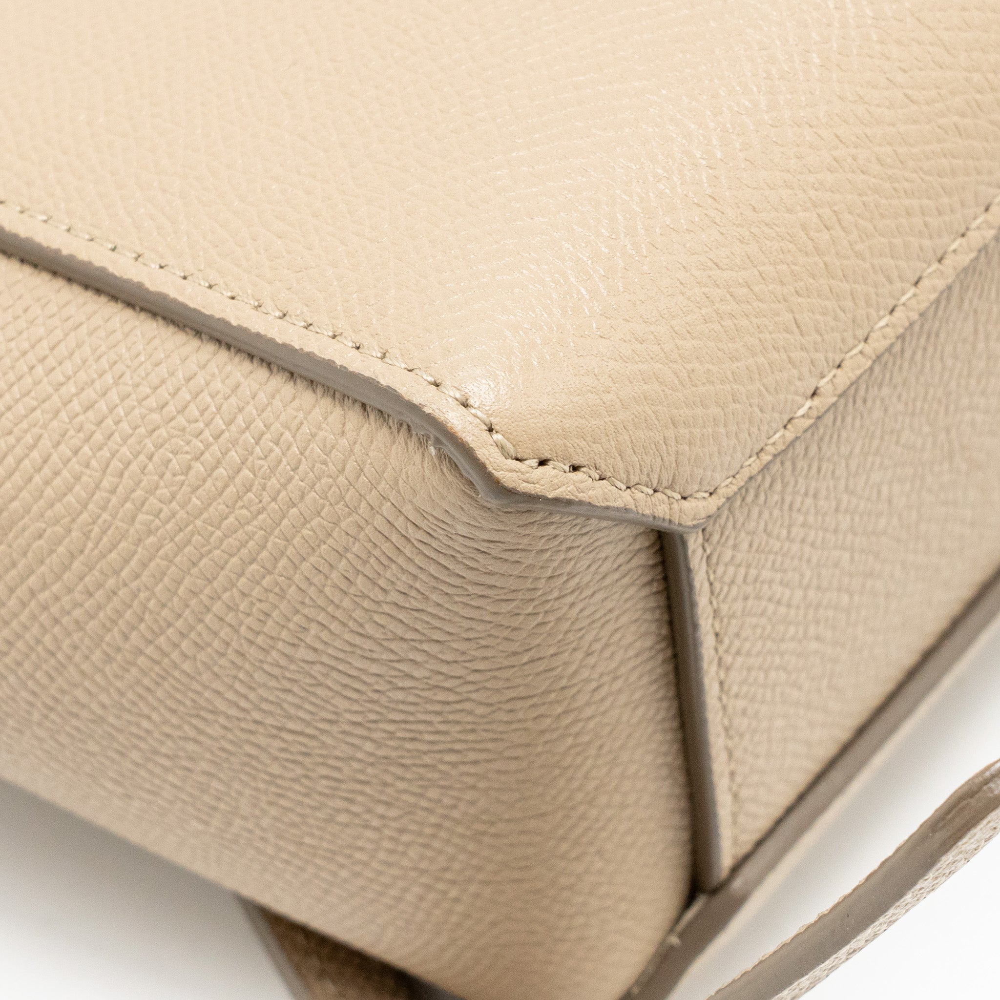 celine-pico-belt-bag-grained-calfskin-beige-ghw