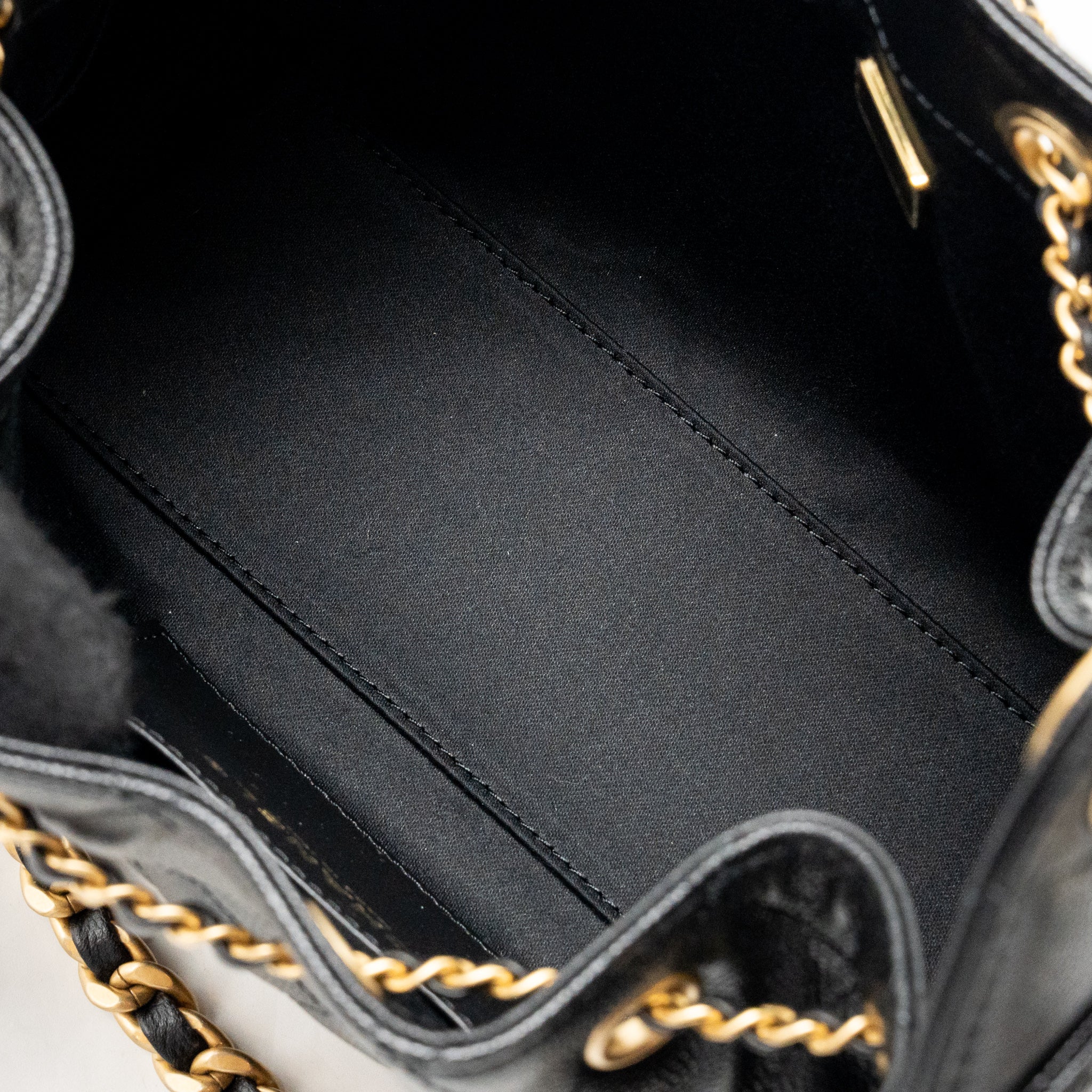 chanel-25bag-black