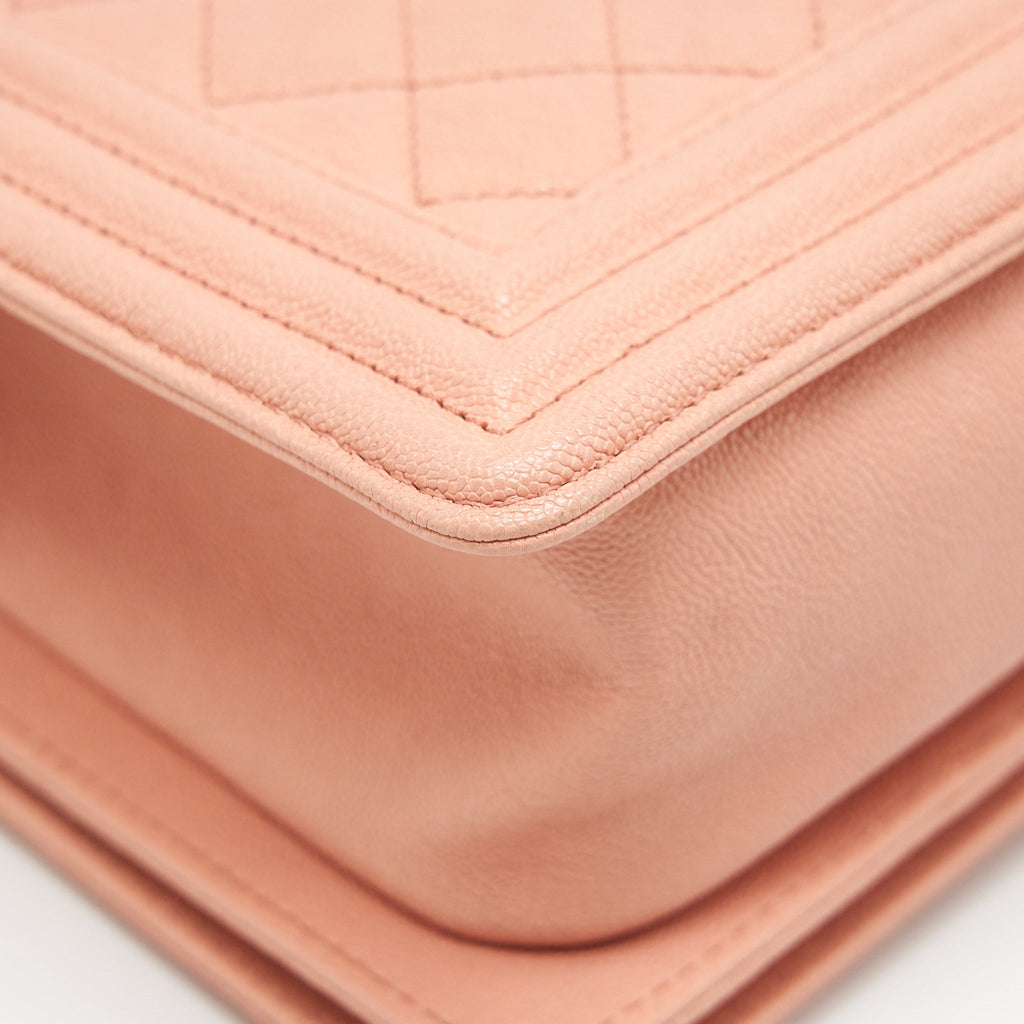 chanel-medium-boy-chanel-bag-caviar-pink-ghw