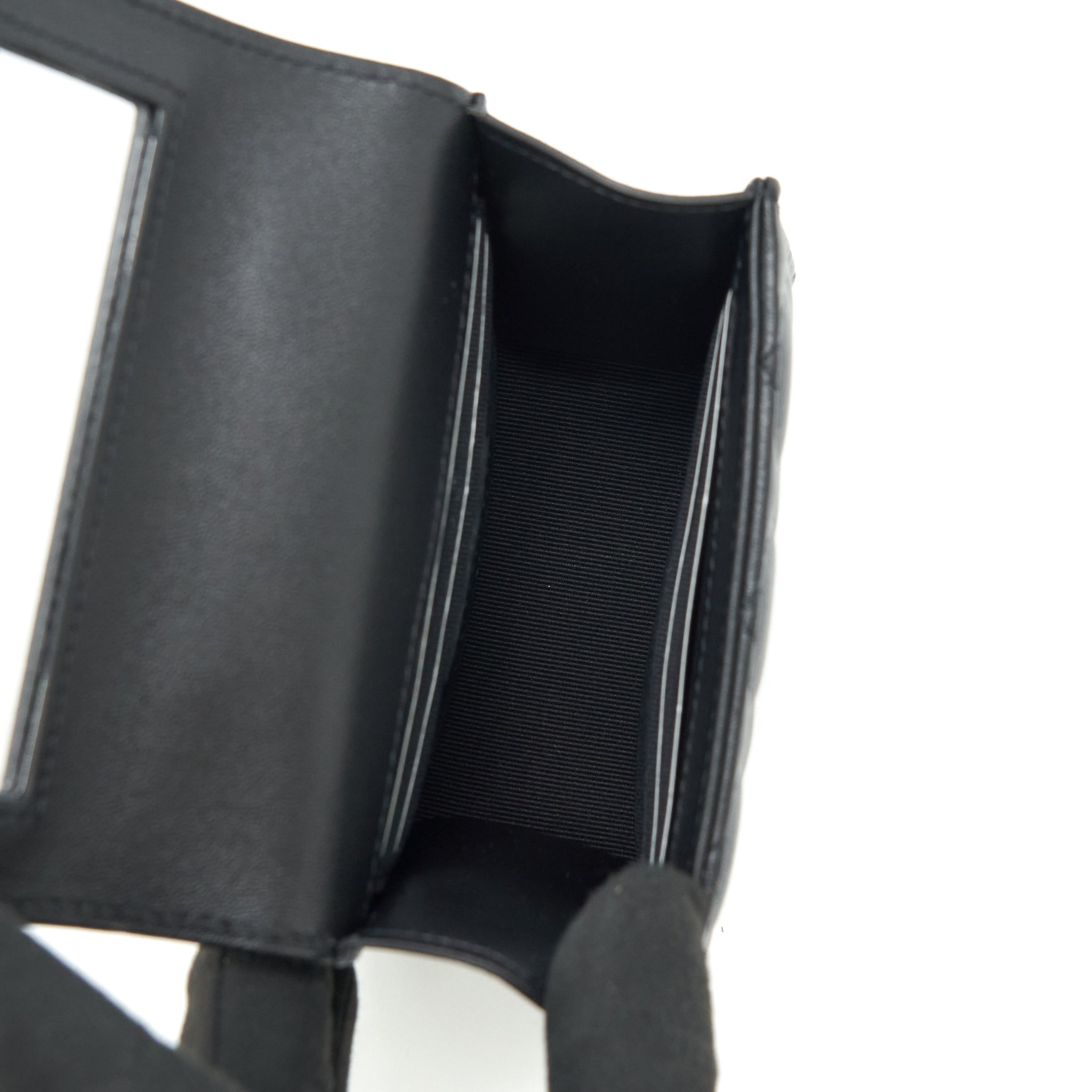 chanel-22p-top-handle-mini-flap-bag-with-chain-lambskin-black-lghw-2