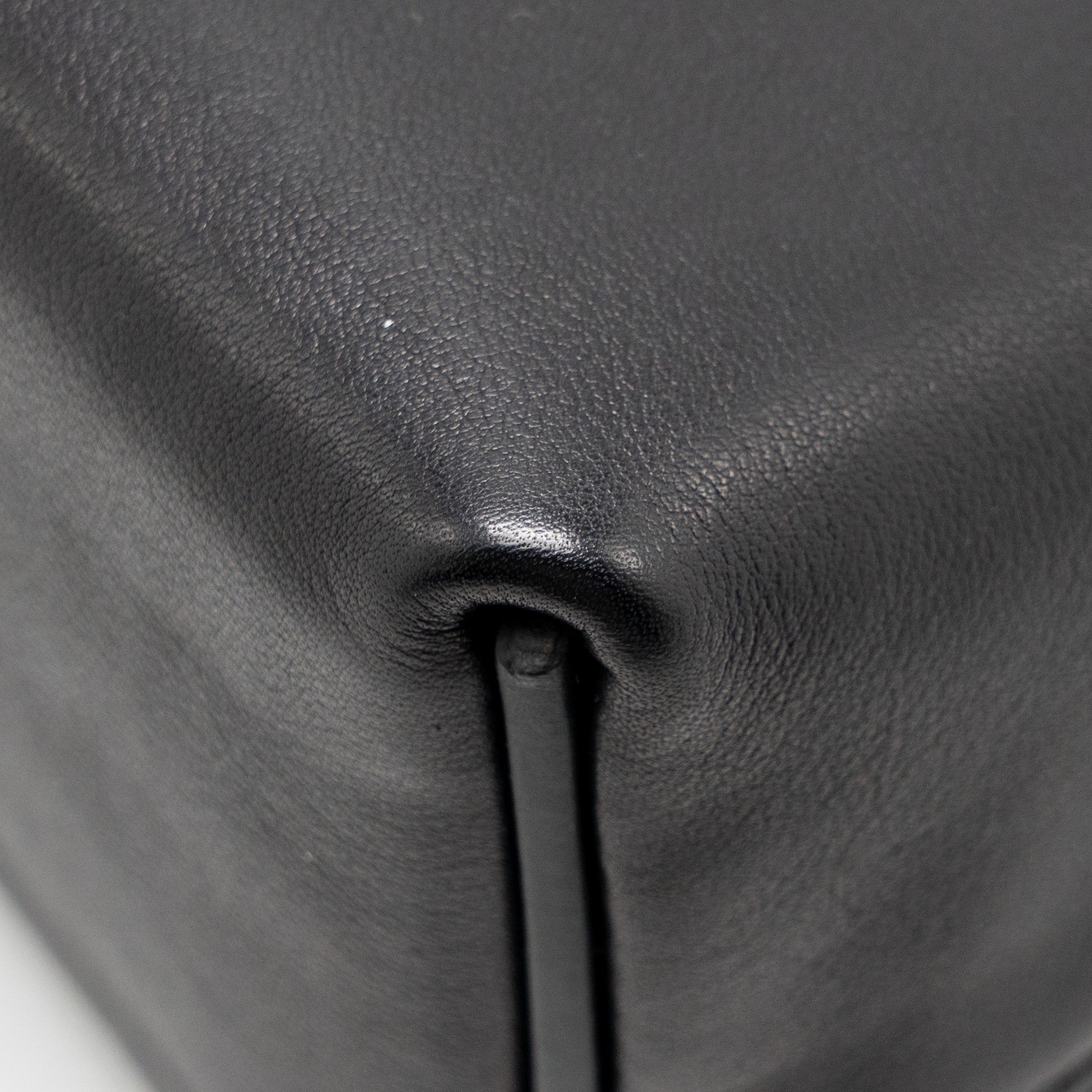 hermes-mini-24-24-2424-21-bag-evercolor-swift-black-shw-stamp-k