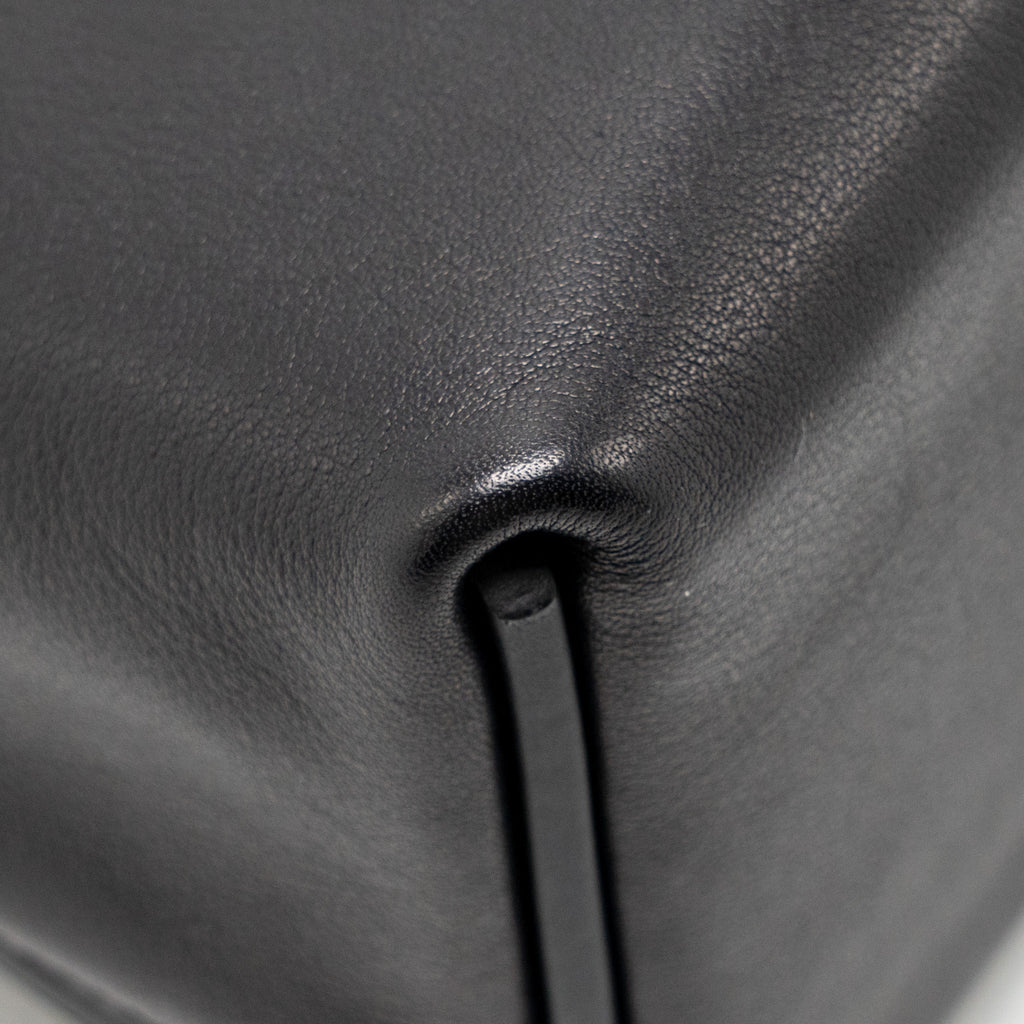 hermes-mini-24-24-2424-21-bag-evercolor-swift-black-shw-stamp-k