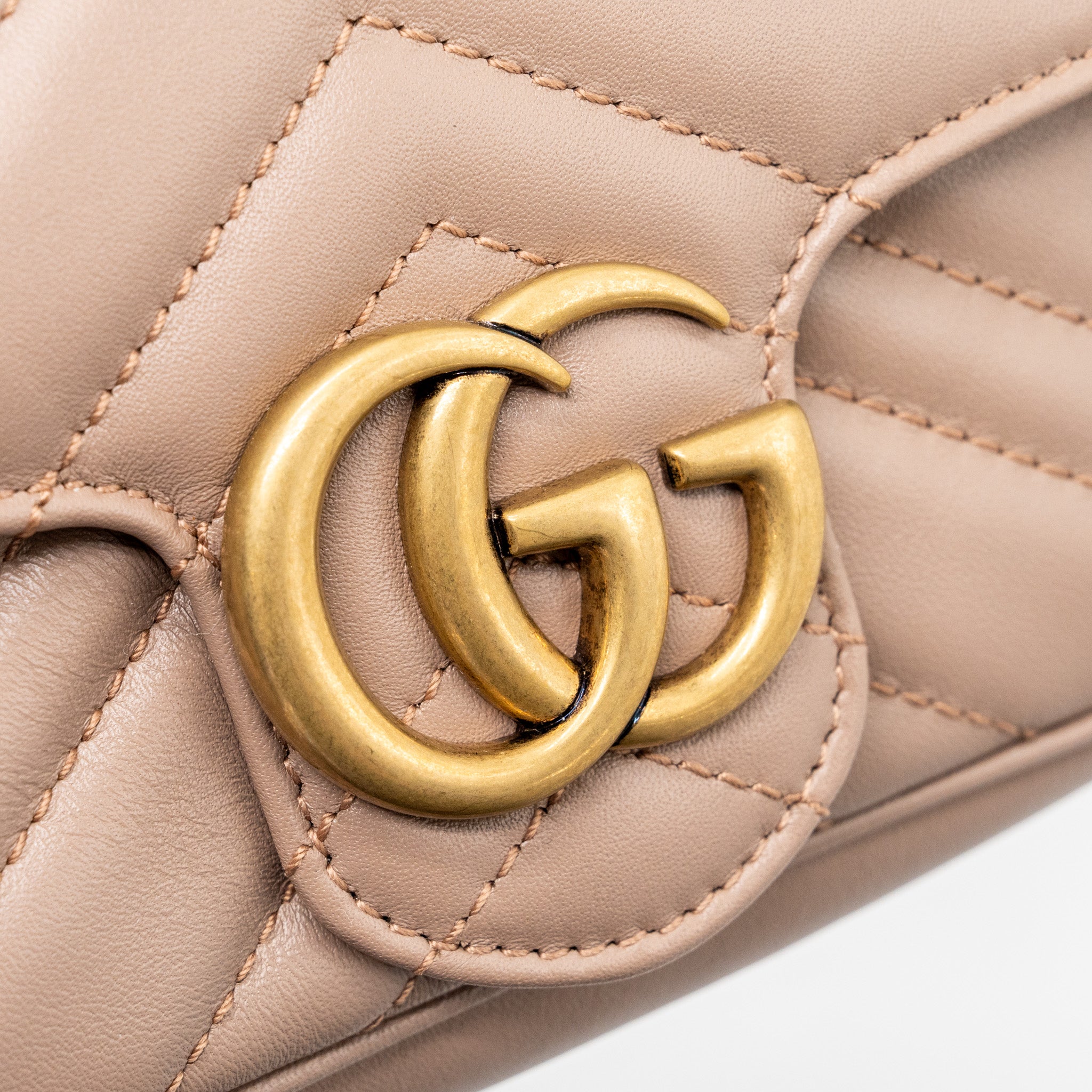 gucci-super-mini-gg-marmont-bag-calfskin-beige-ghw
