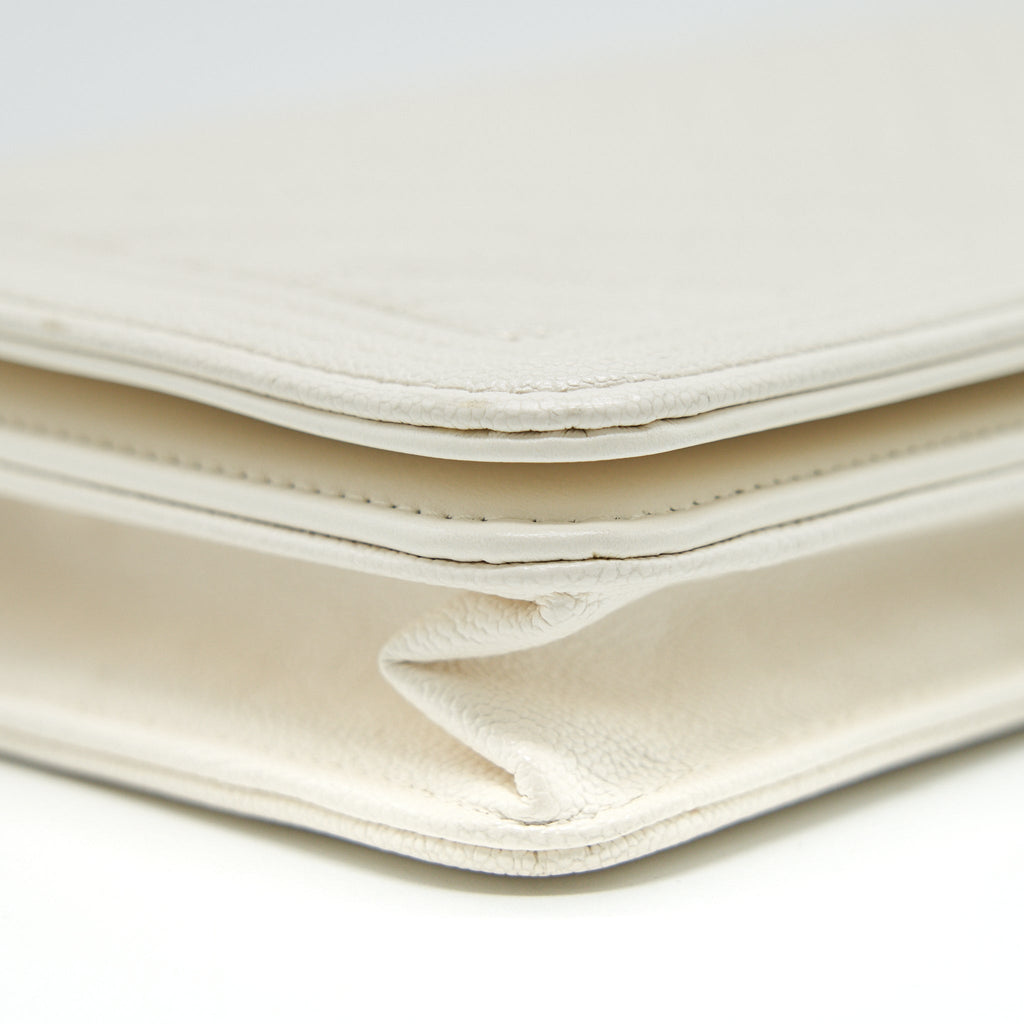 chanel-chevron-caviar-wallet-on-chain-ivory-lghw
