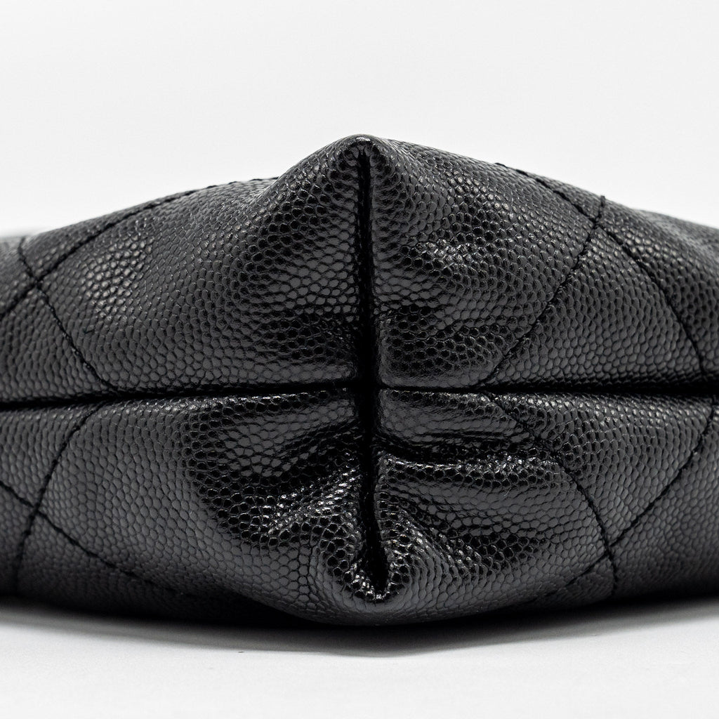 chanel-mini-22-bag-caviar-black-ghw-microchip-1