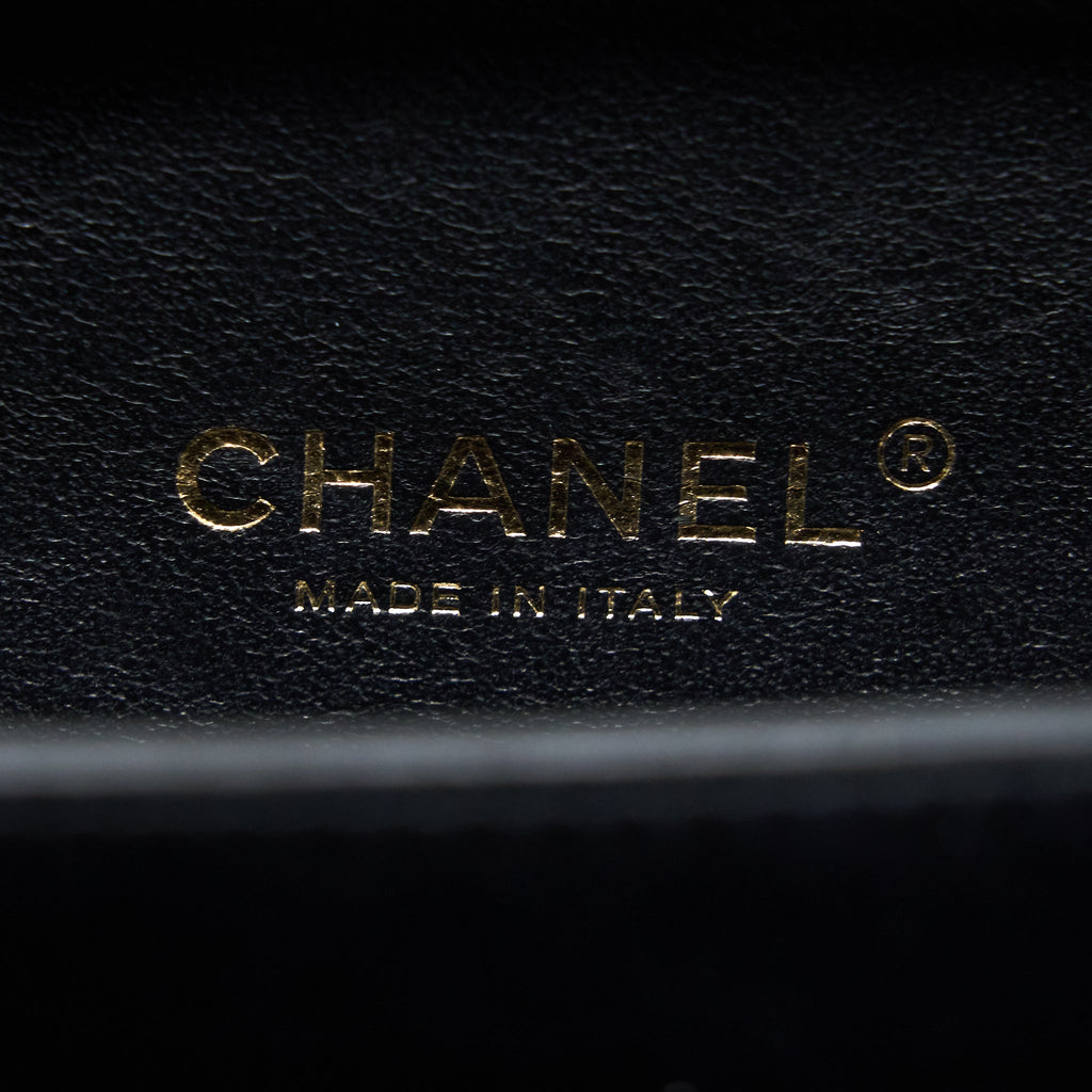 chanel-filigree-vanity-case-caviar-black-ghw