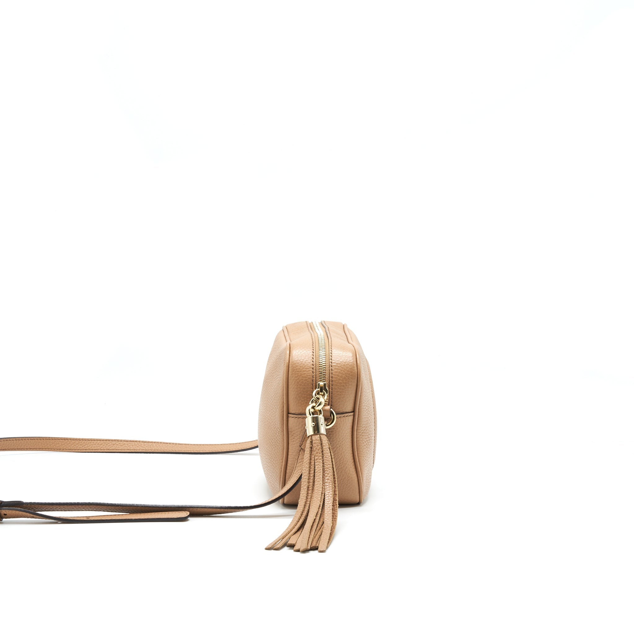 gucci-soho-camera-bag-beige-1