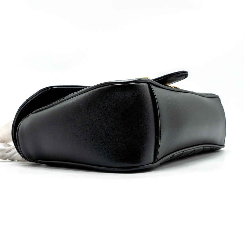 gucci-small-marmont-bag-calfskin-black-ghw