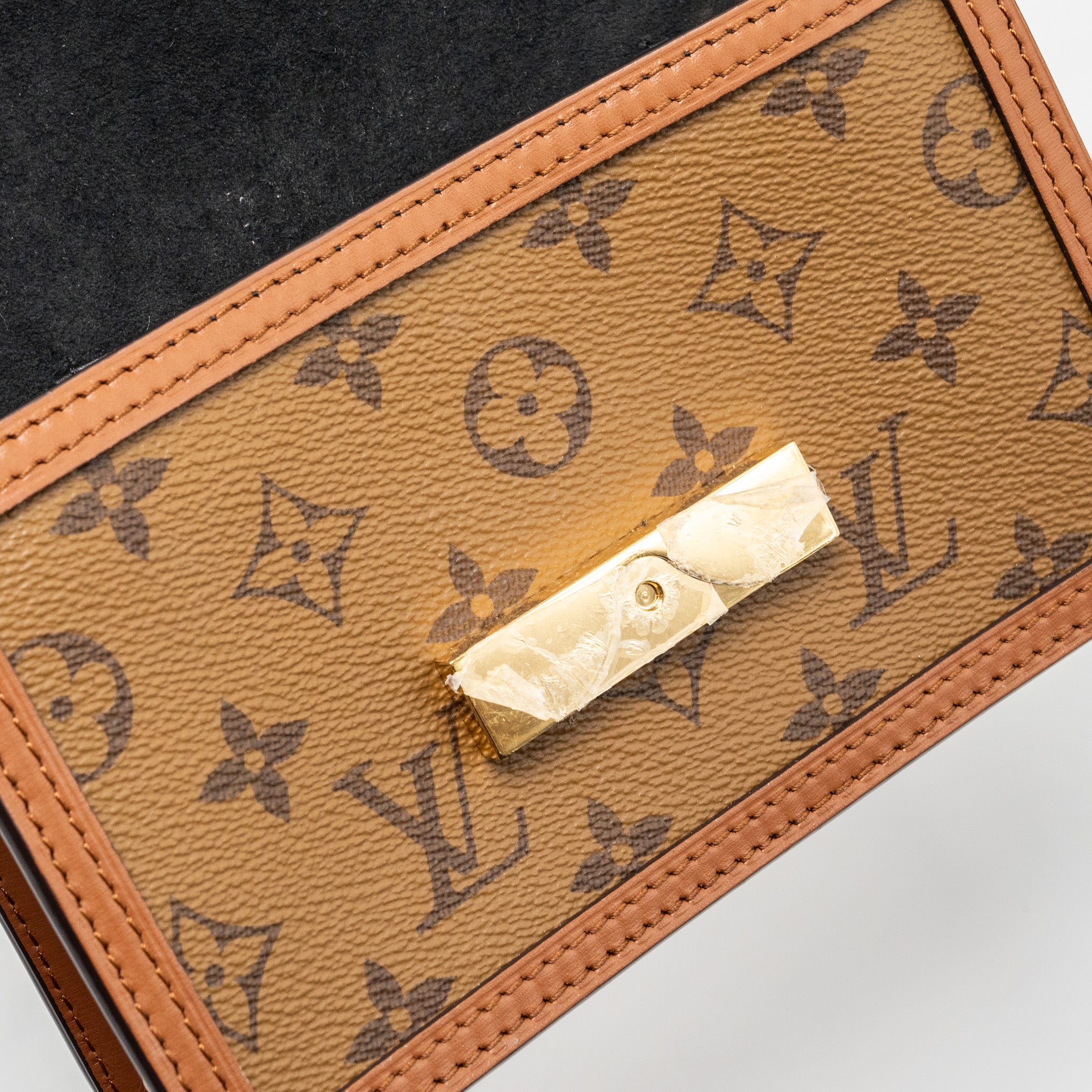 louis-vuitton-dauphine-chain-wallet-monogram-reverse-canvas-ghw