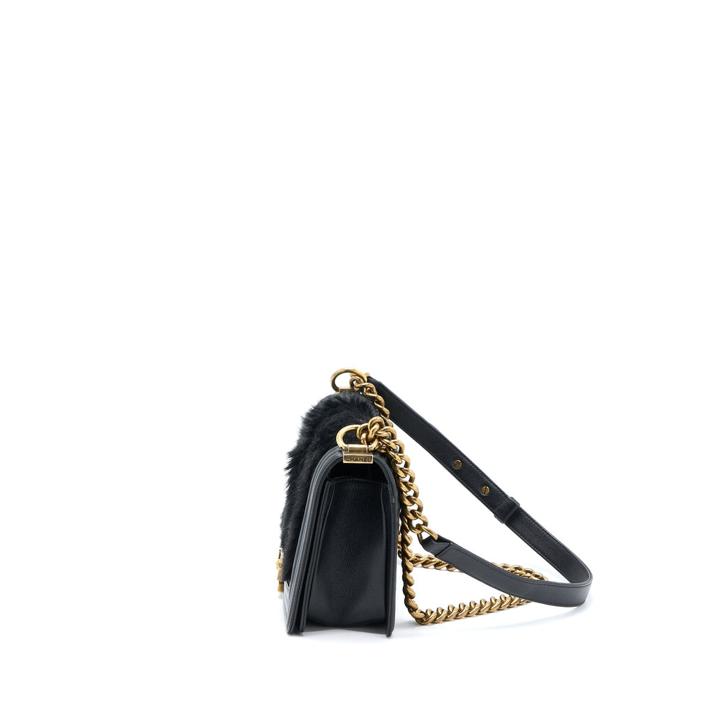 chanel-medium-boy-bag-goathair-calfskin-black-ghw