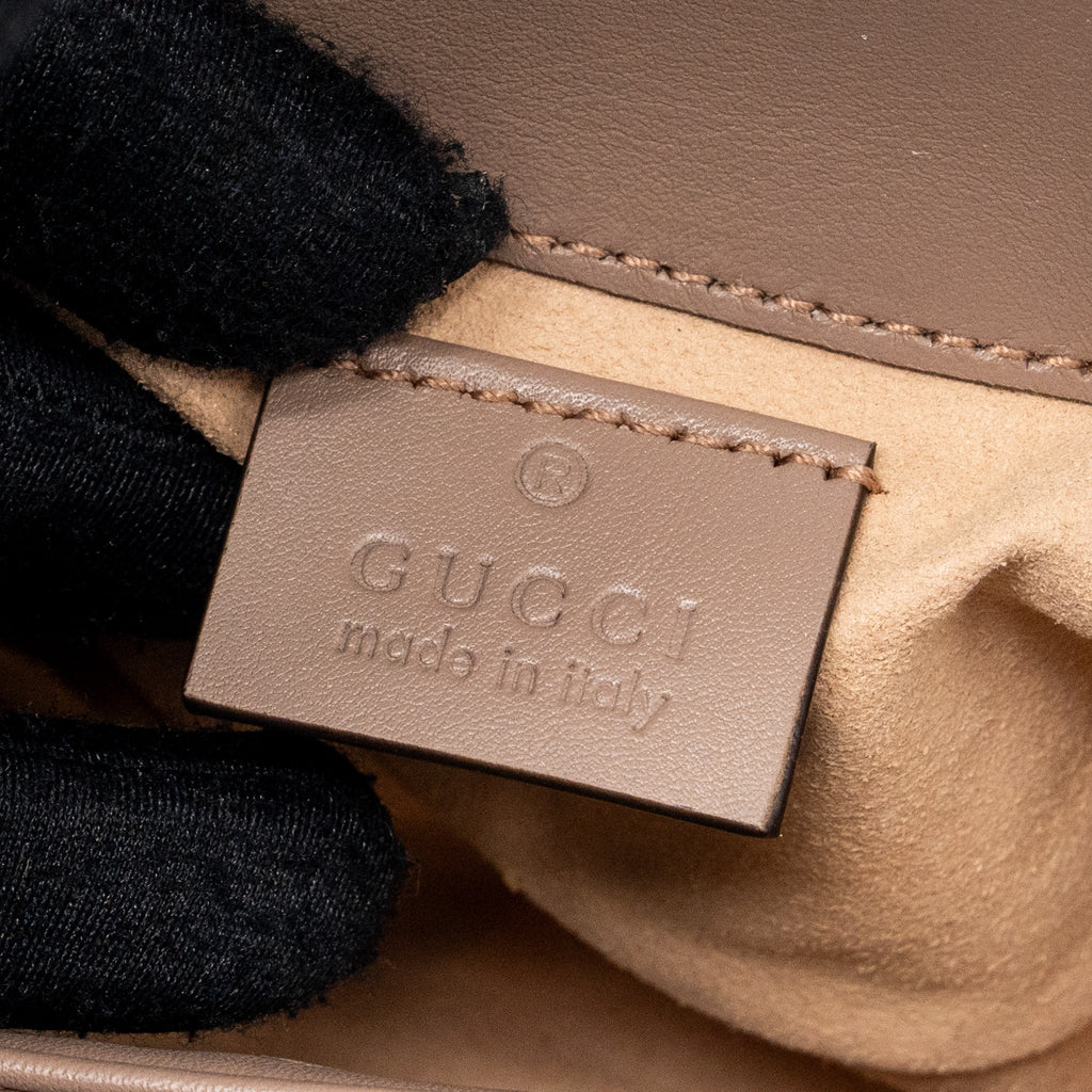 gucci-super-mini-gg-marmont-bag-calfskin-beige-ghw